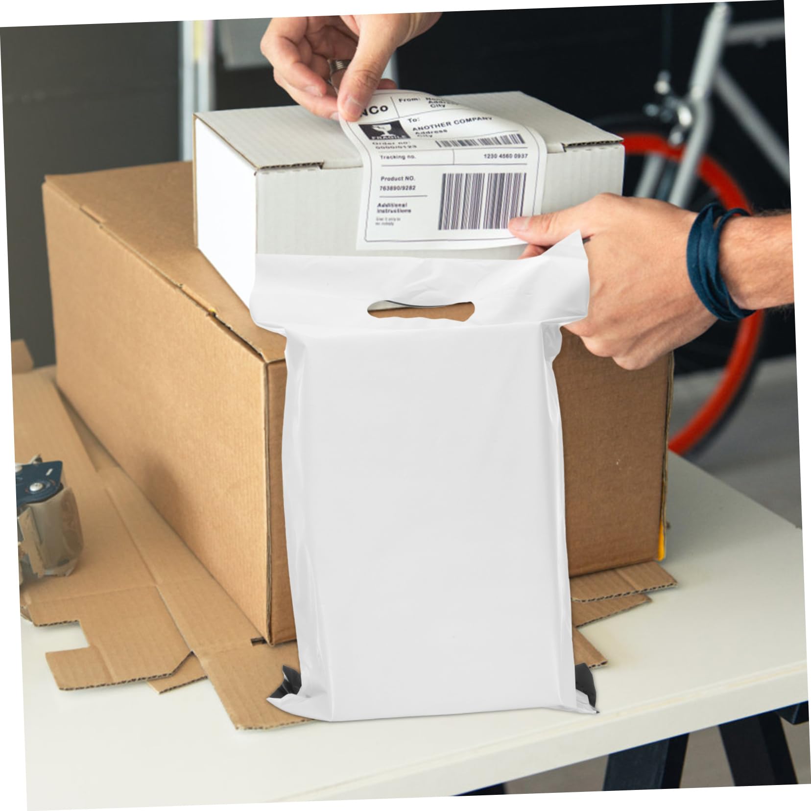 100 Pezzi Buste Per Spedizioni in Buste Postali Resistenti Per Abbigliamento Con Chiusura Adesiva a Pressione Per Spedizioni Portatili Per Piccole Imprese