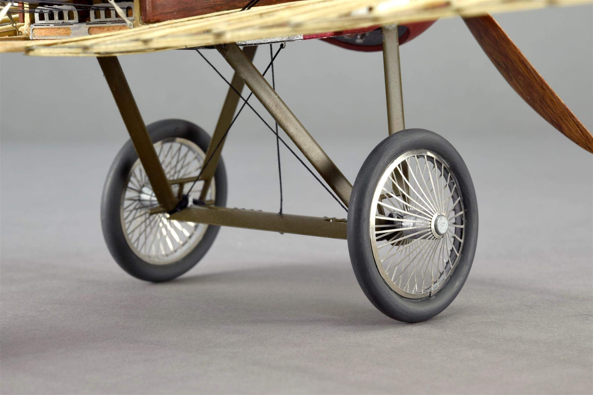 Artesanía Latina - Maquettes d'Avions en Bois, Métal et Photodécoupe pour Adultes (Sopwith Camel)