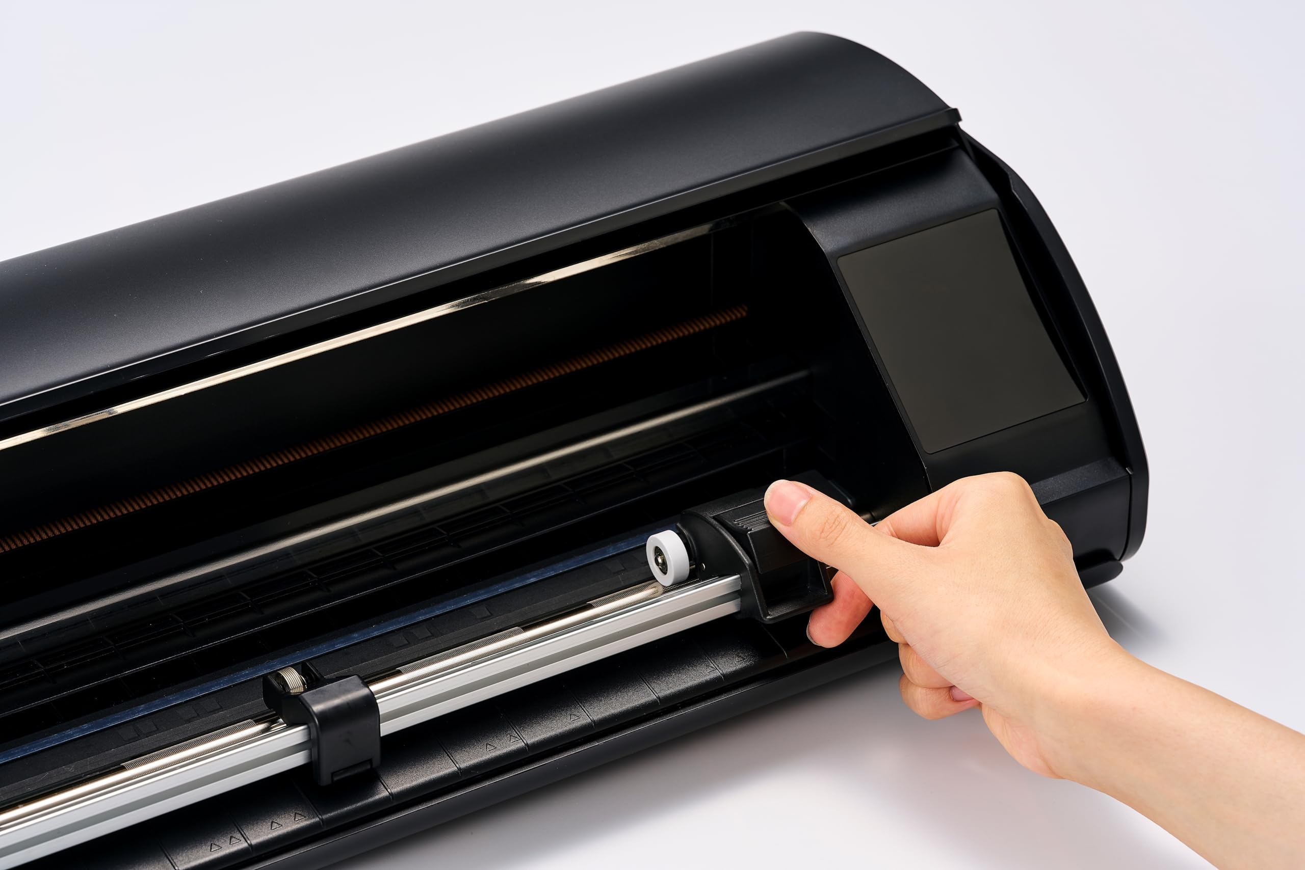 Silhouette CAMEO 5 Alpha (α) PLUS Macchina da Taglio, 38,1 cm, Nero Opaco