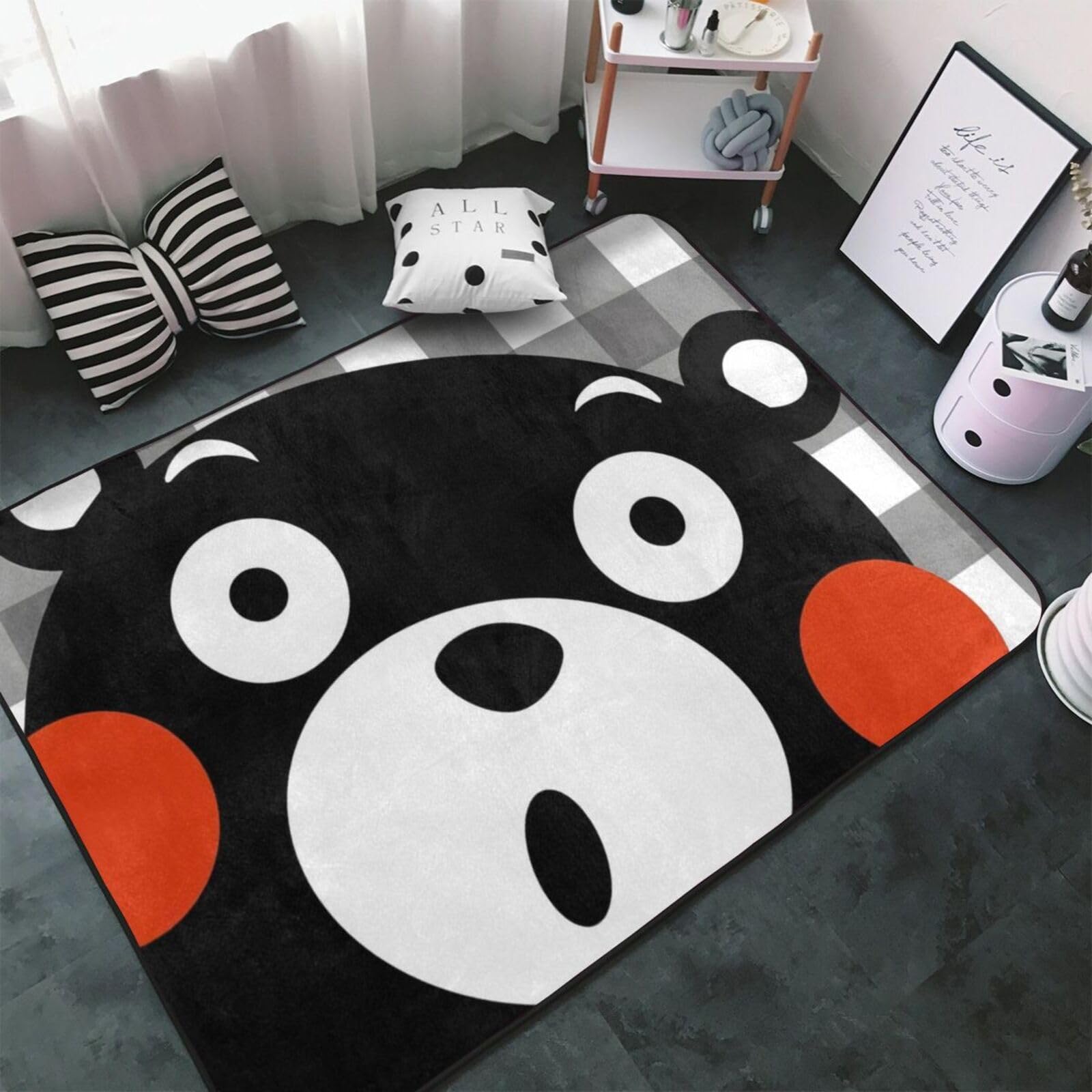 Amazon | くまモン カーペット 長方形ラグマット 防ダニ 抗菌 防臭