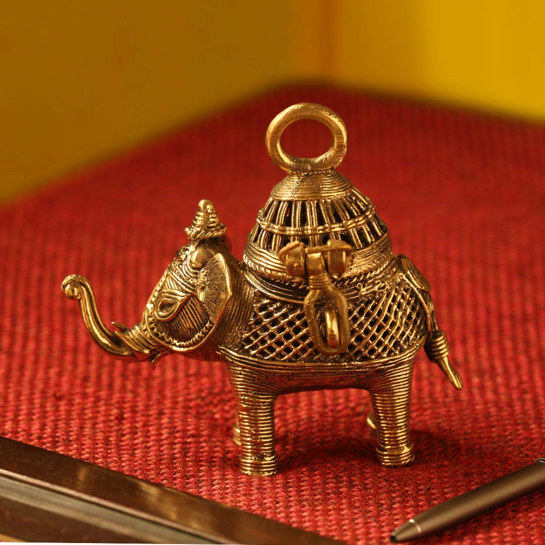 Modfash Exclusive Lane 'Royal Elephant' Handmade Brass Decorative Living Room Miniature Showpieces
