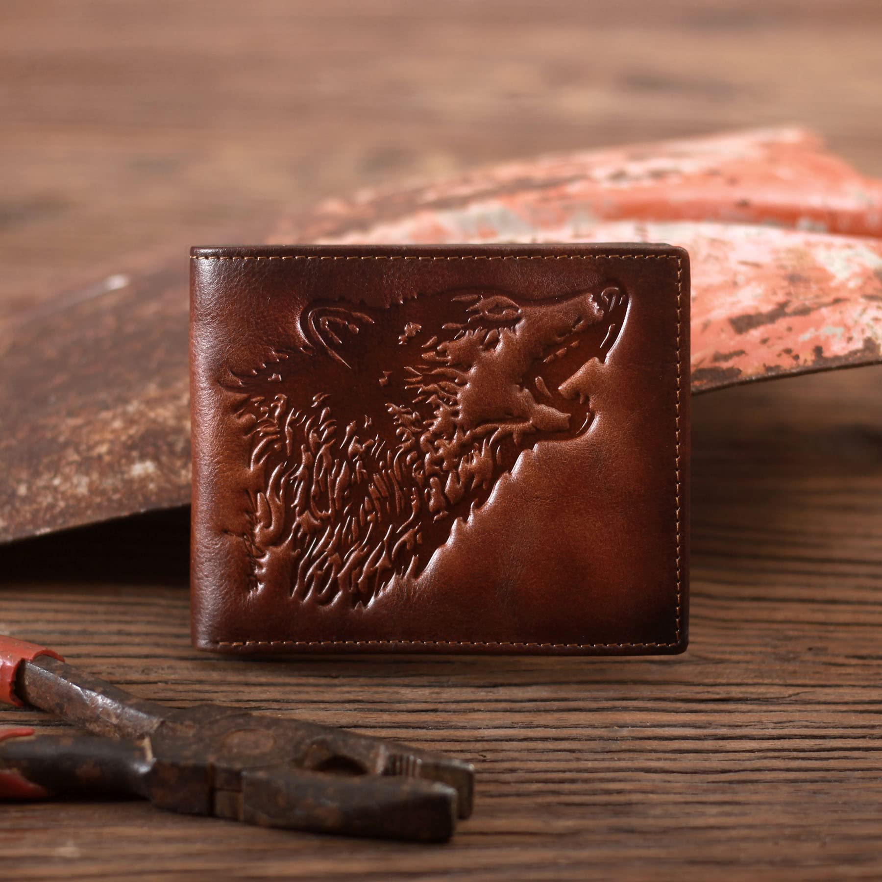 skneephate Wolf Cool Mens Wallets Leather Bifold Wallets For Men,Rfid Blocking,Gift For Him Husband (brown)