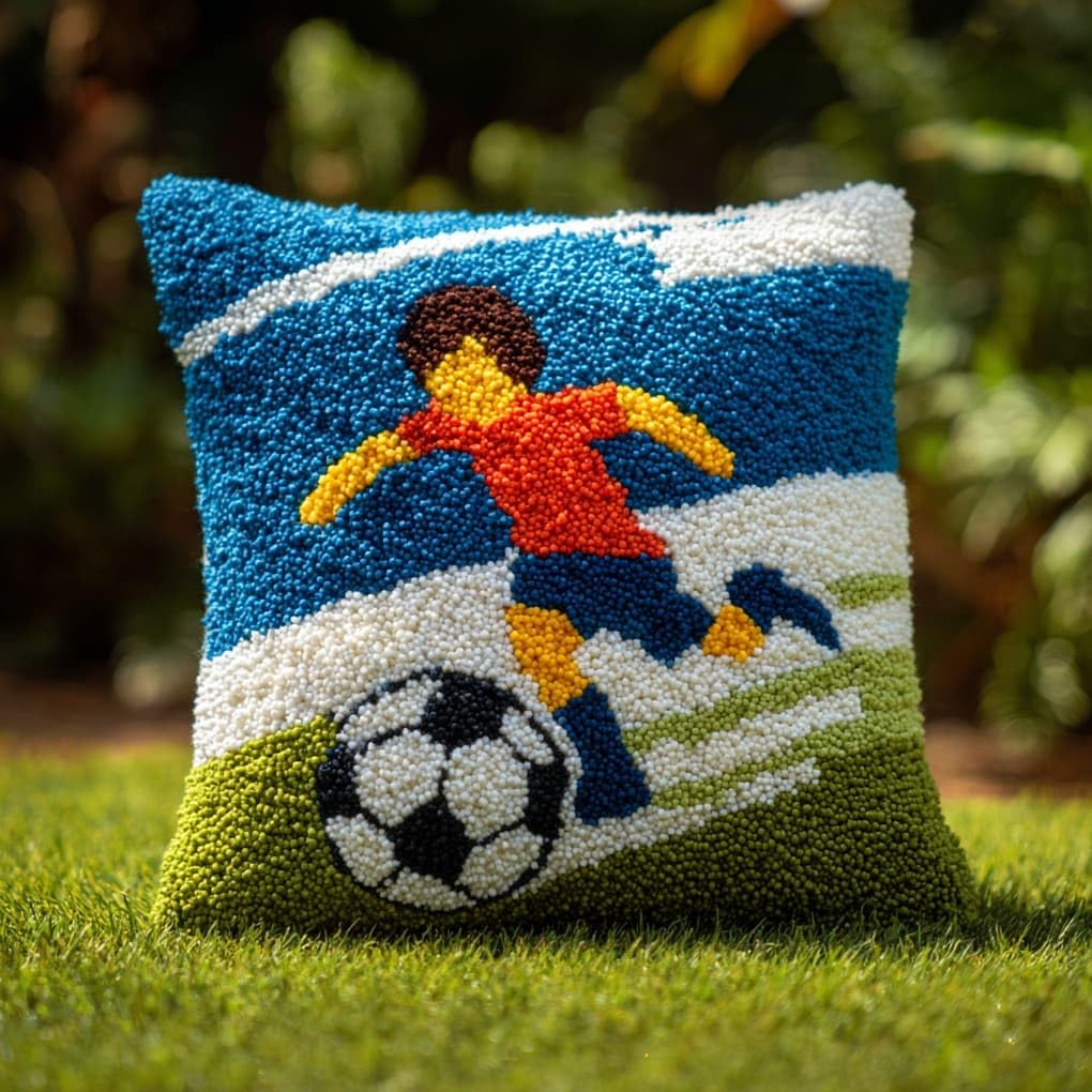 WallustrioaW Latch Hook Pillow Kits Pillow Cover,Football Player