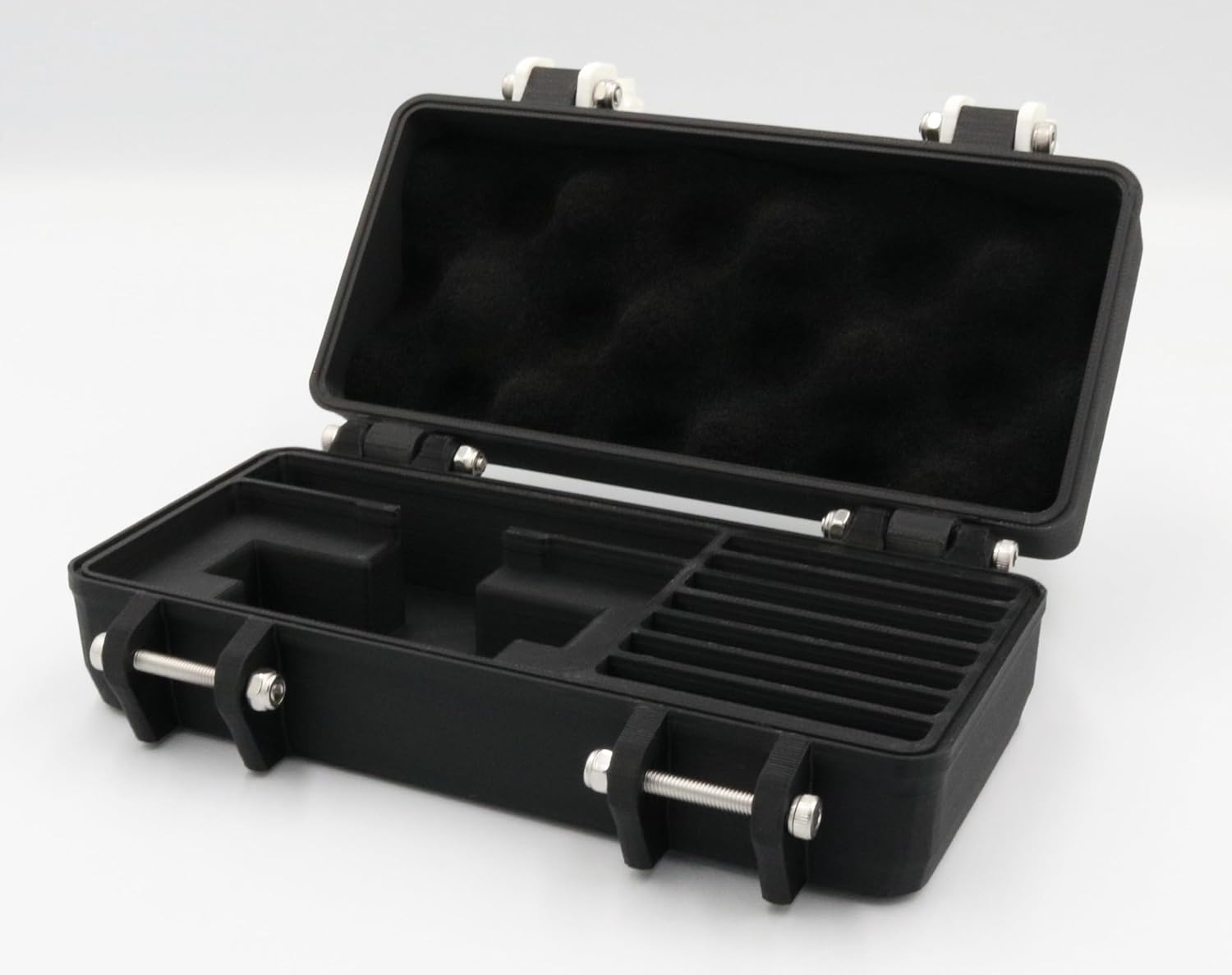 Game Boy Micro Rugged Protective Carrying Case - Holds 9 Games and USB Cable - Image 4