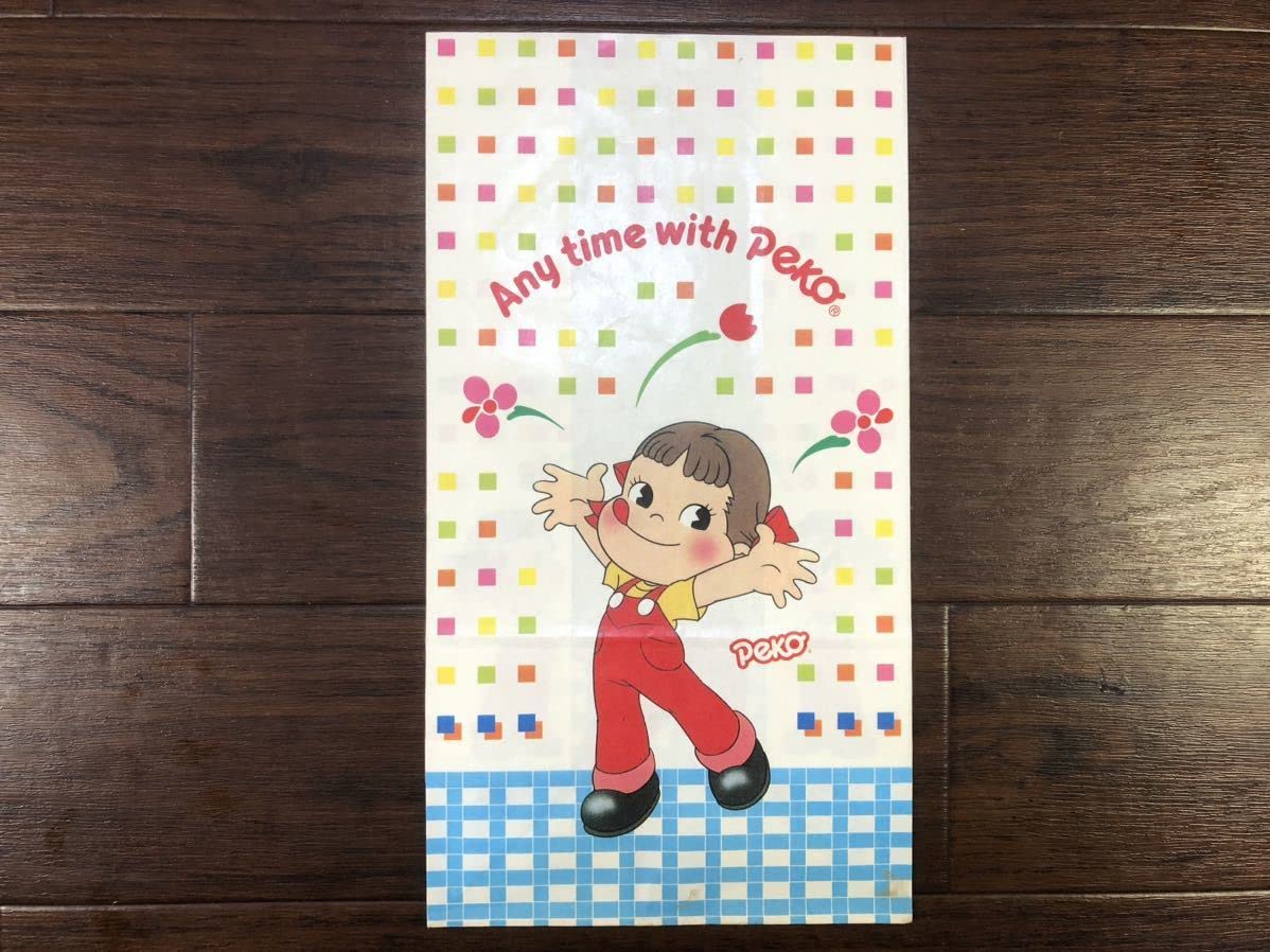 Amazon.co.jp: 昭和レトロ 不二家 ペコちゃん 紙袋 6種類 24枚 : おもちゃ