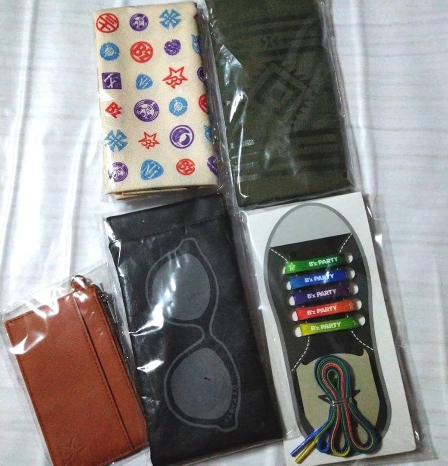 B'z】ファンクラブ会報誌VOL.17〜45・継続特典セット B'z ファンクラブ