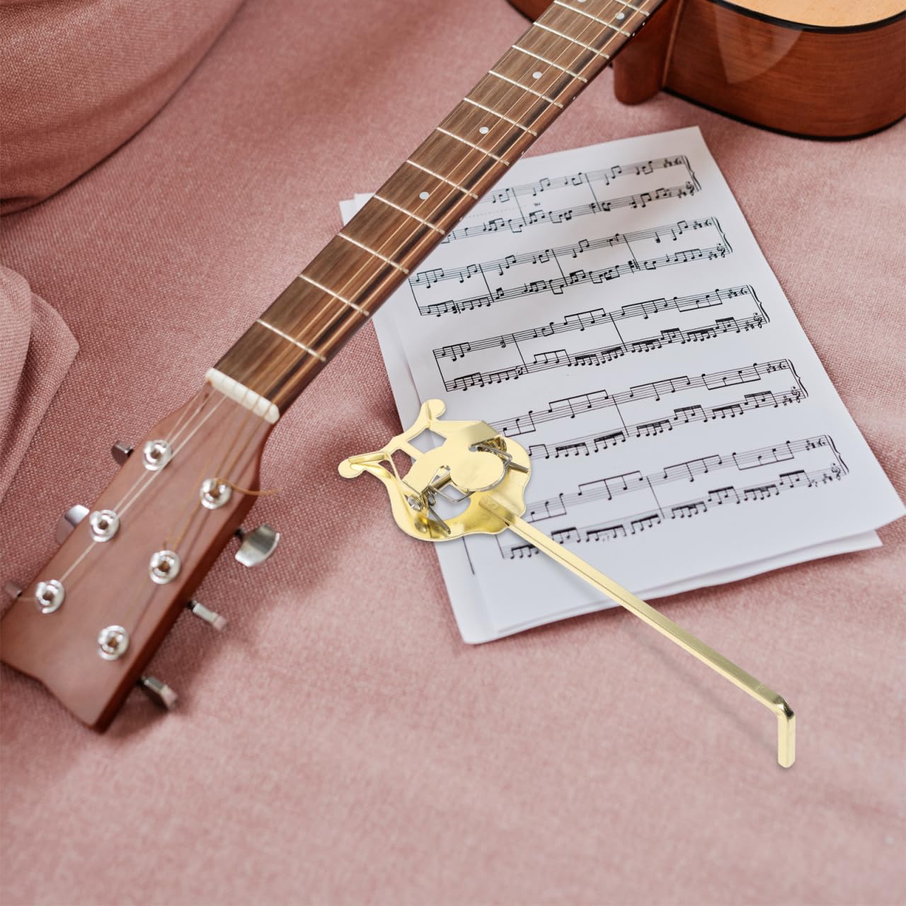 Soporte portátil de metal para partituras, tenedor de marcha, notas musicales Lyra, pinza para trompeta, corneta, ligero y robusto clip para instrumentos de viento