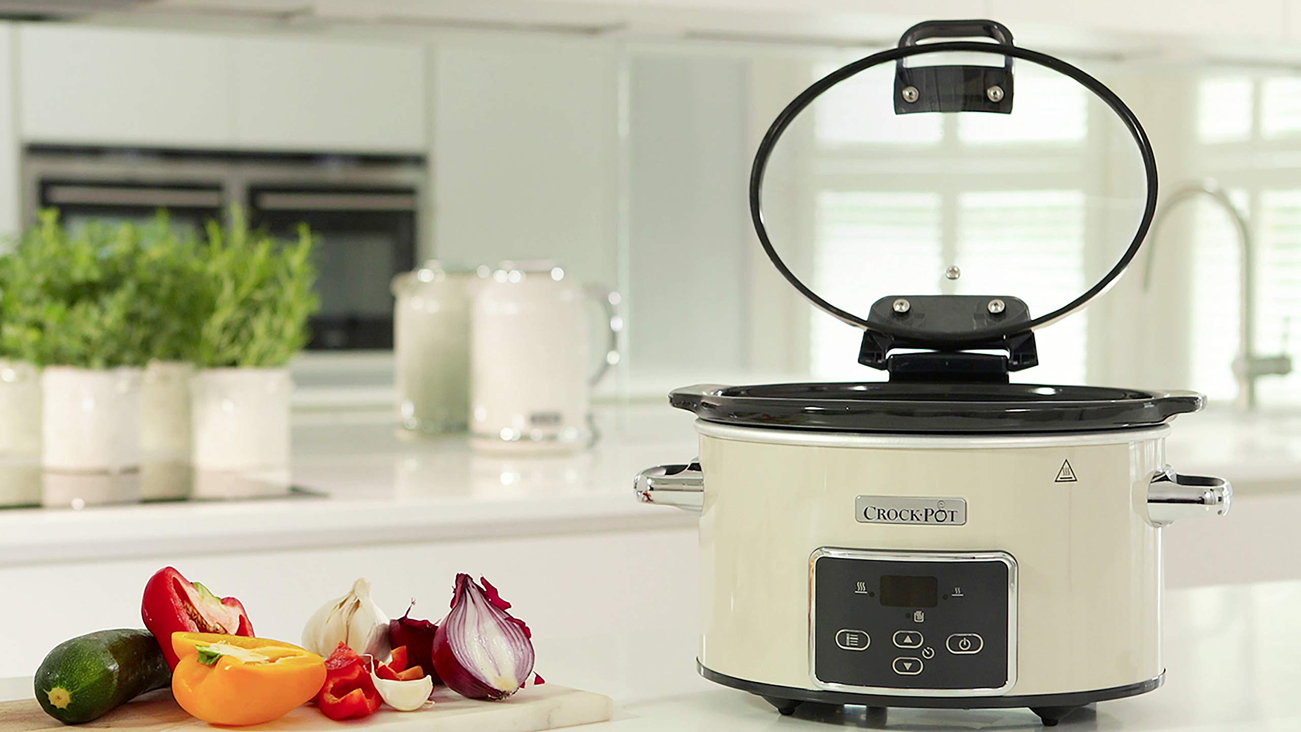 Crockpot CSC060 Electric Slow Cooker with Hinged Lid, Programmable