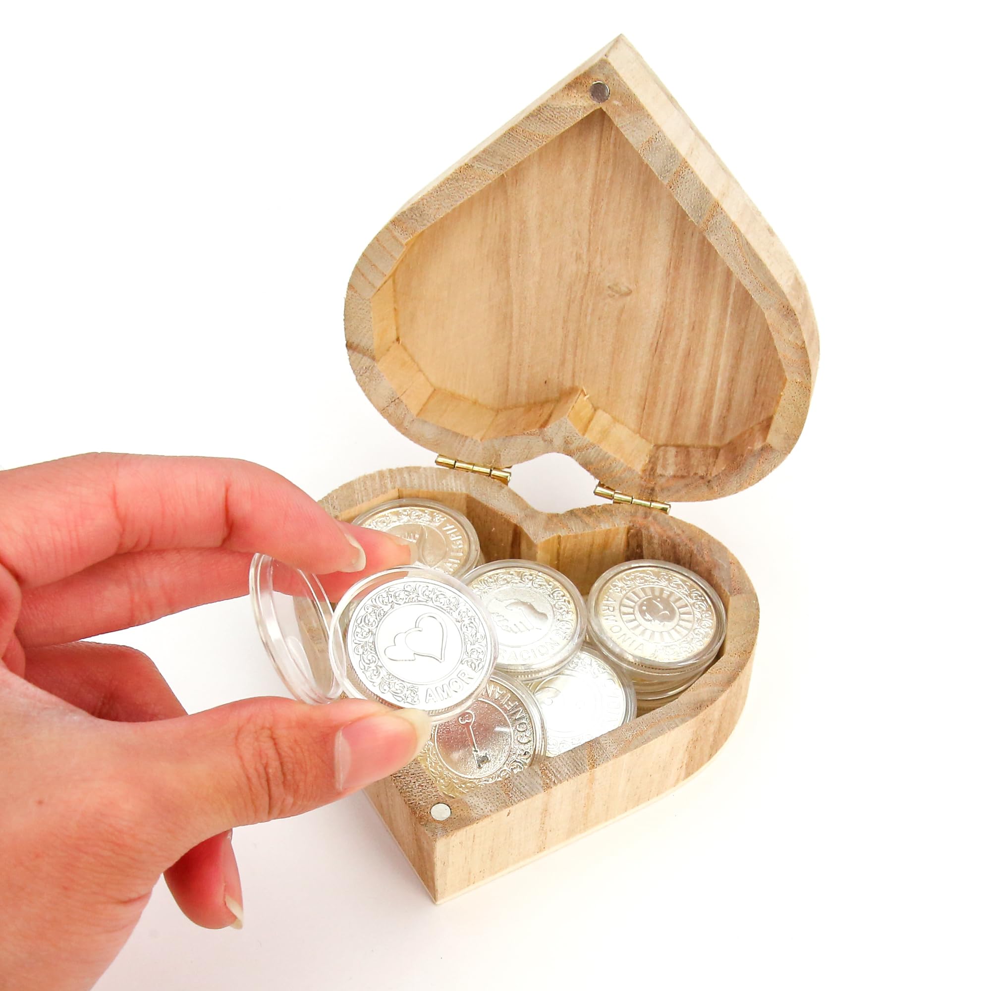 TINGKU Arras de Boda Catolica Set de monedas de boda - 13 monedas de unidad de plata para la ceremonia de boda católica, elegantes Recuerdos Para Boda con caja de madera en forma de corazón