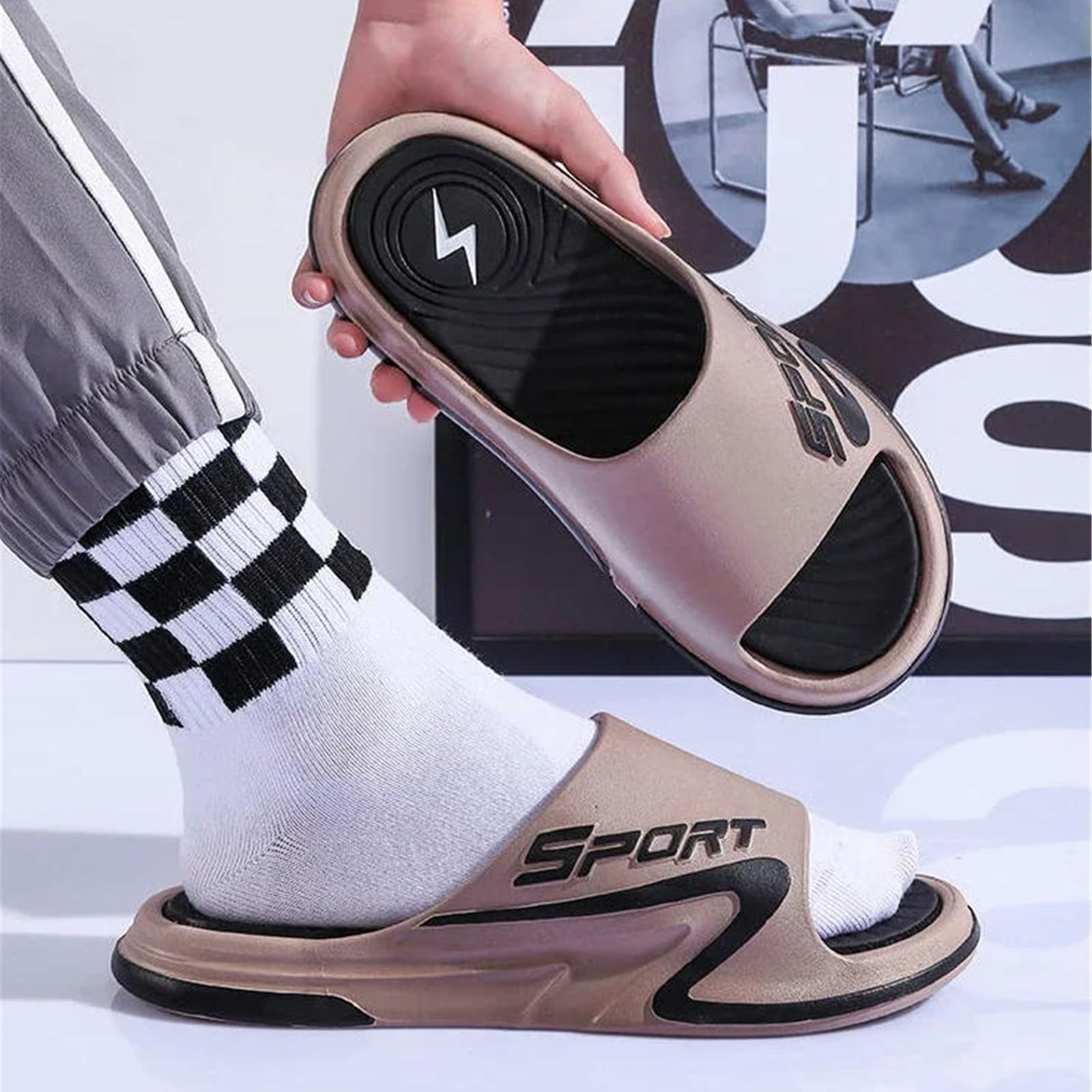 Claquette Hommes Slippées De Maison Intérieure Résistantes Au Glissade pour Sandales Plates Promenadent Les Chaussures À La Maison-Blanc Et Noir-43-44