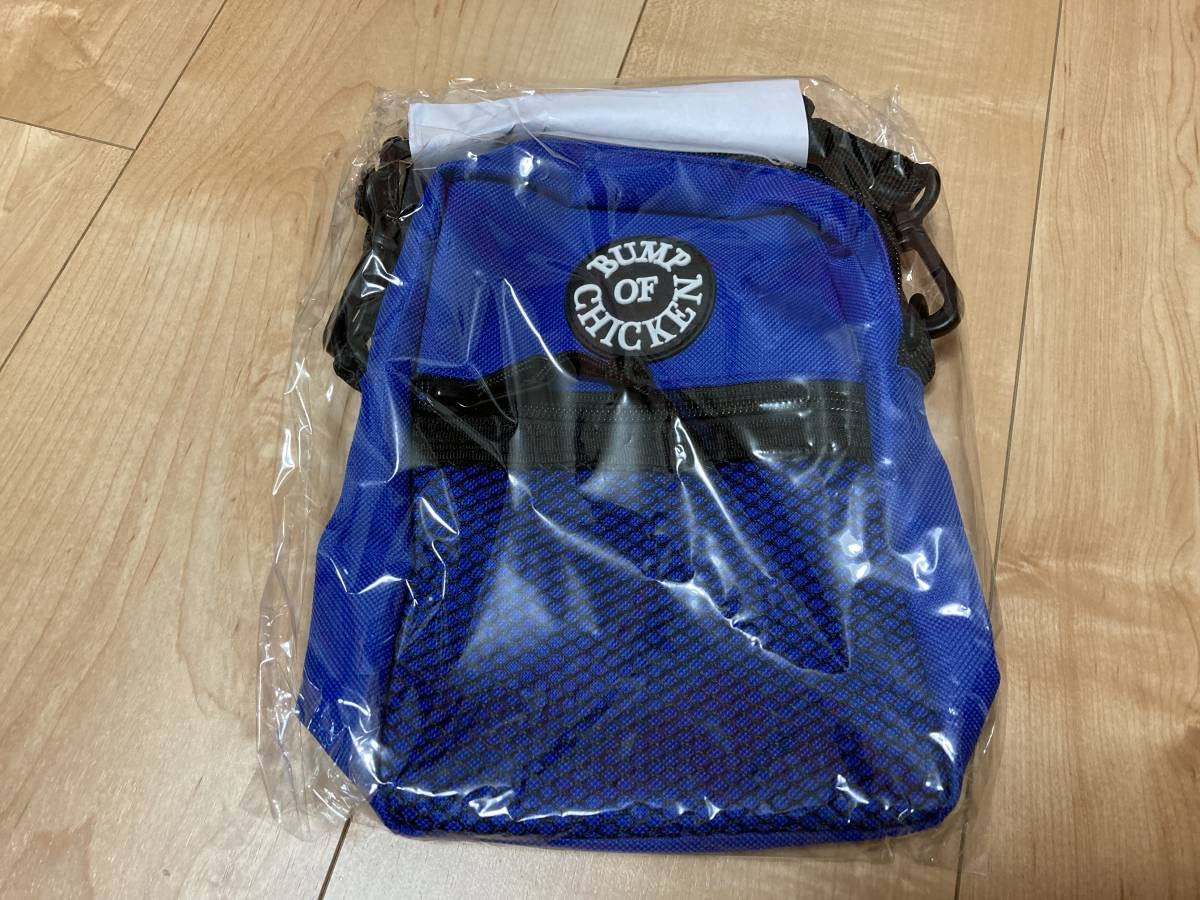Amazon.co.jp: BUMP OF CHICKEN ロゴショルダーバッグ ブルー