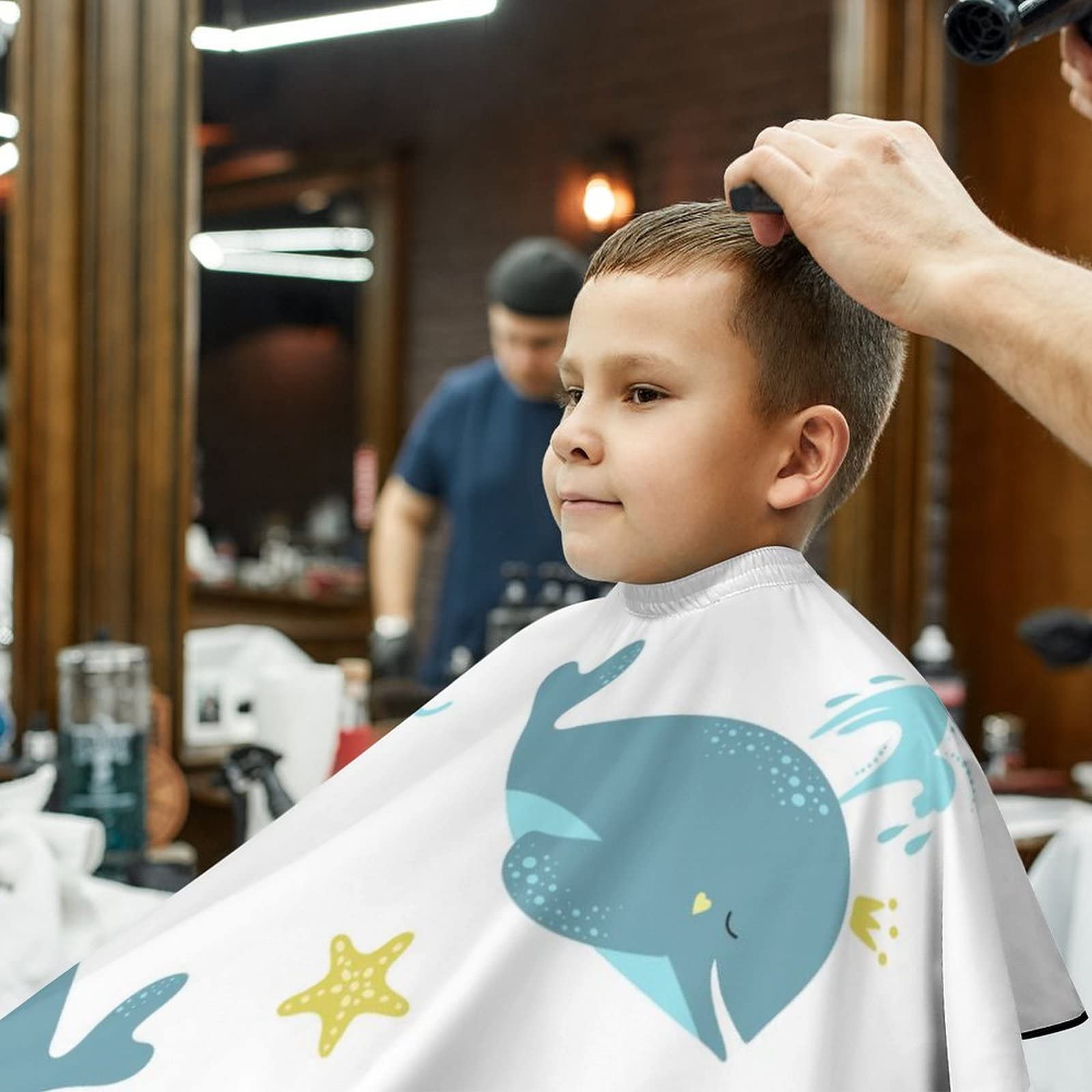 Amazon.co.jp: 子供 散髪ケープ かわいいクジラ ヘアーエプロン キッズ