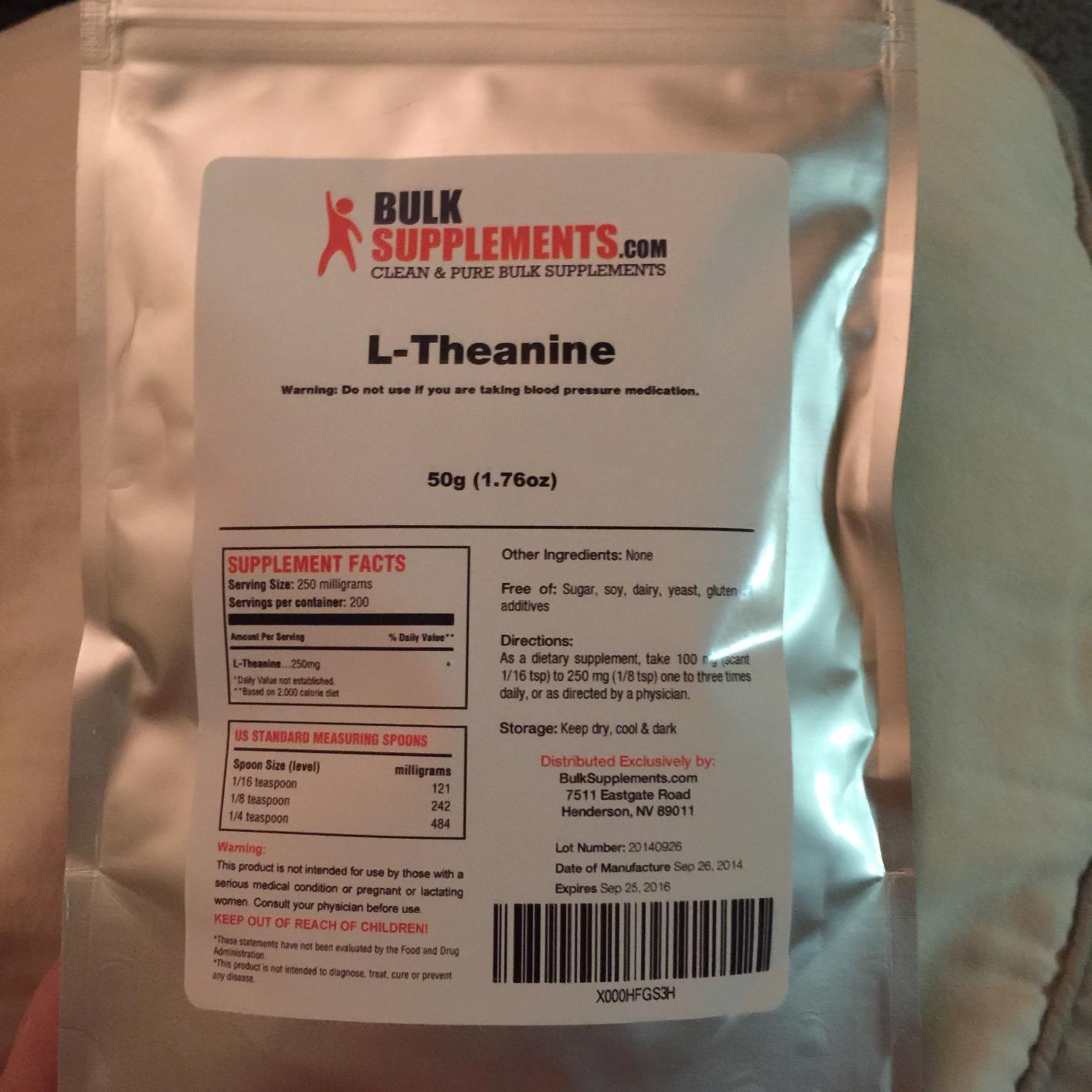 L-theanine powder supplement