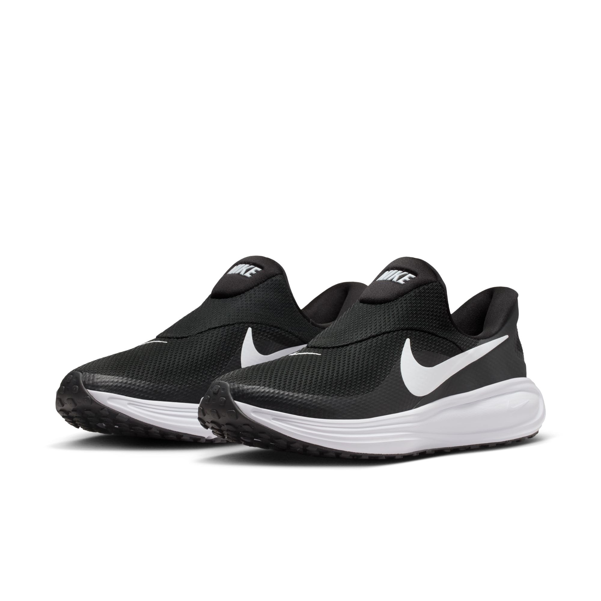Nike Herren Revolution 8 EasyonStraßen-Laufschuh