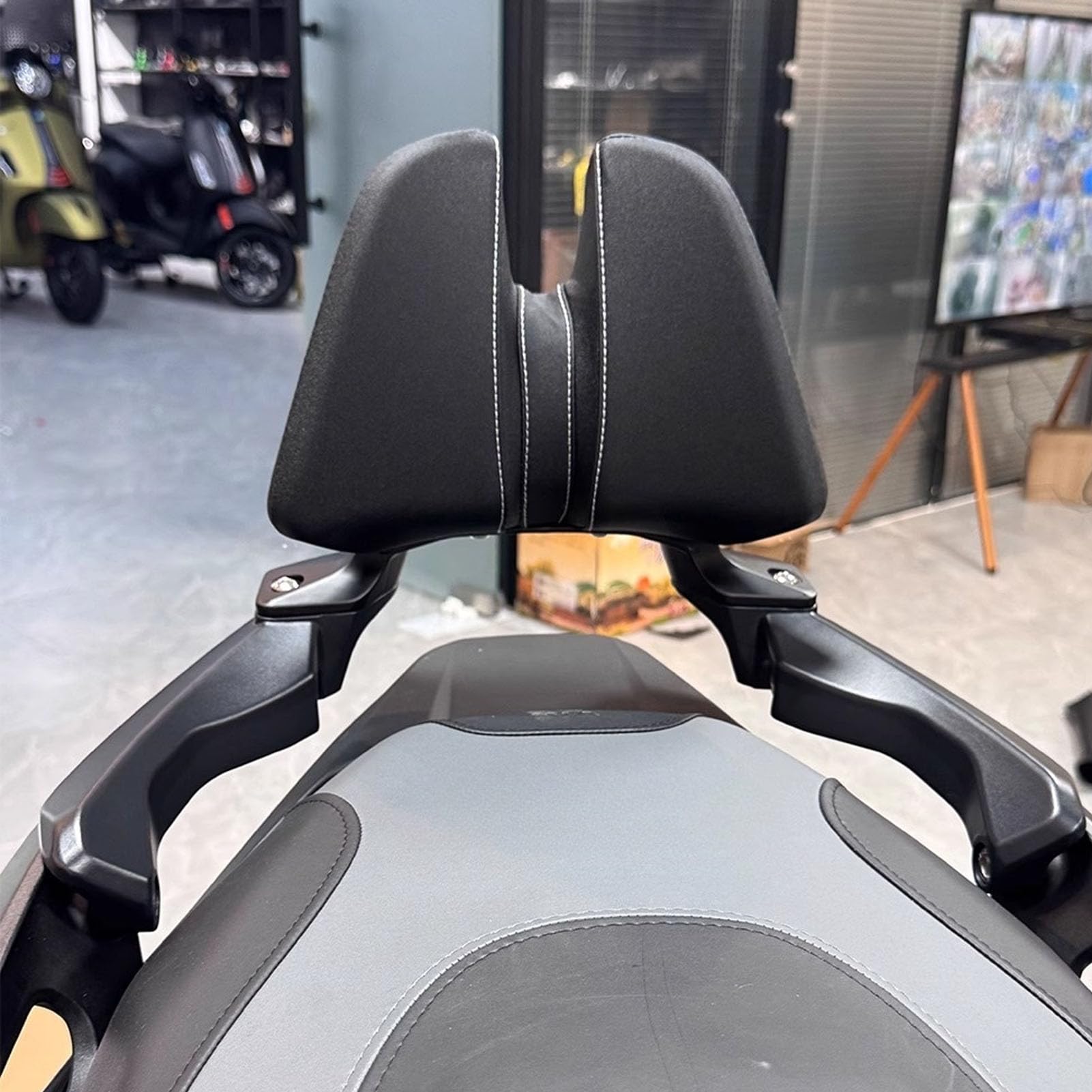 Yosoo Respaldo del Asiento del Pasajero de la Motocicleta, Cojín de Seguridad de Alta Comodidad Reemplazo de Instalación Fácil y Rápida para NSS350 2023 2025 ADV350 2022 2025