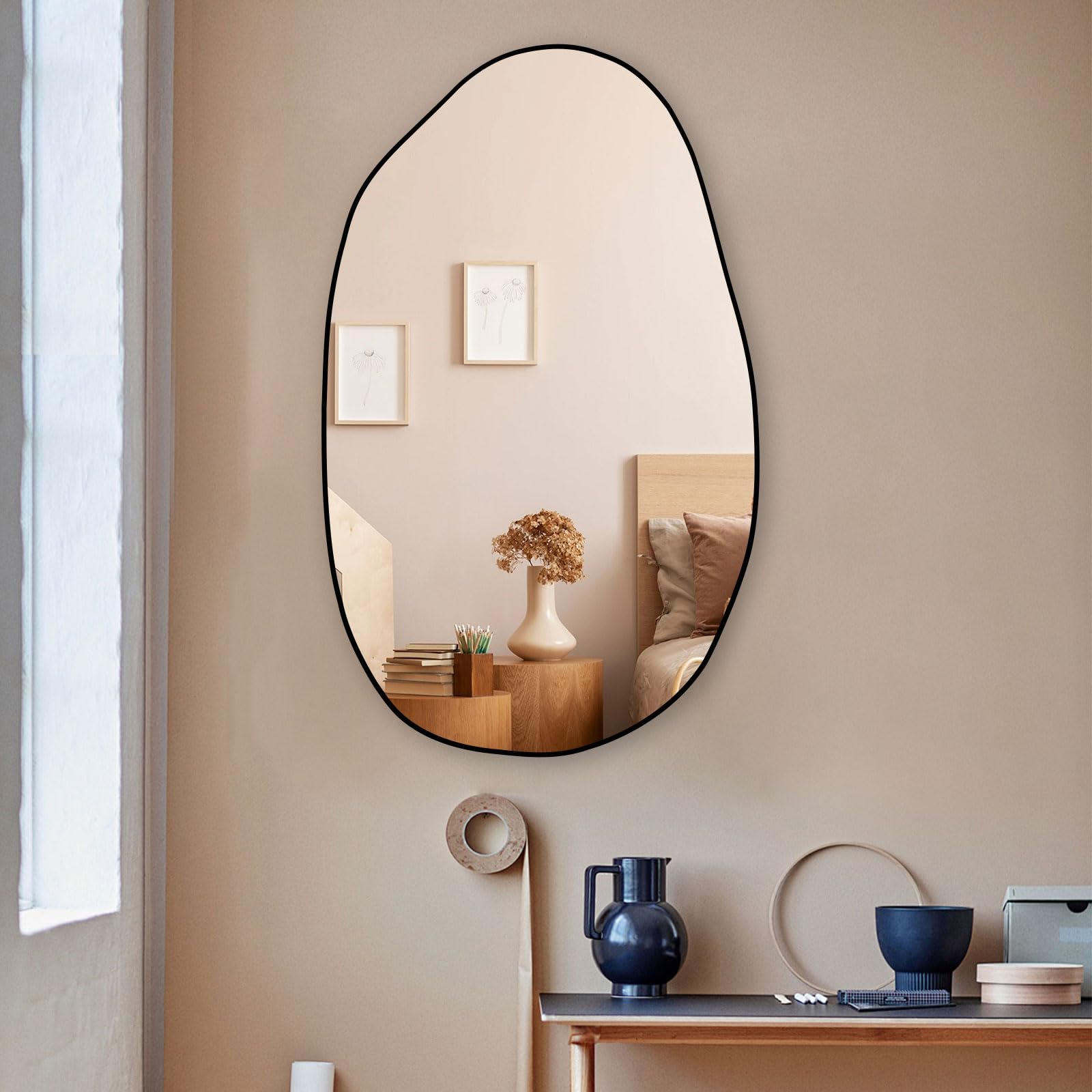 Specchio Asimmetrico da Parete Irregolare - Unico Cosmetico, Grande e Decorativo per Soggiorno, Bagno, Camera da Letto - 85 x 52 cm