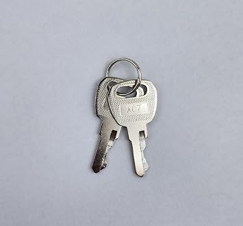 1/2 & 5/8 Easy Acess Sleeved Trailer Lock, Silver
