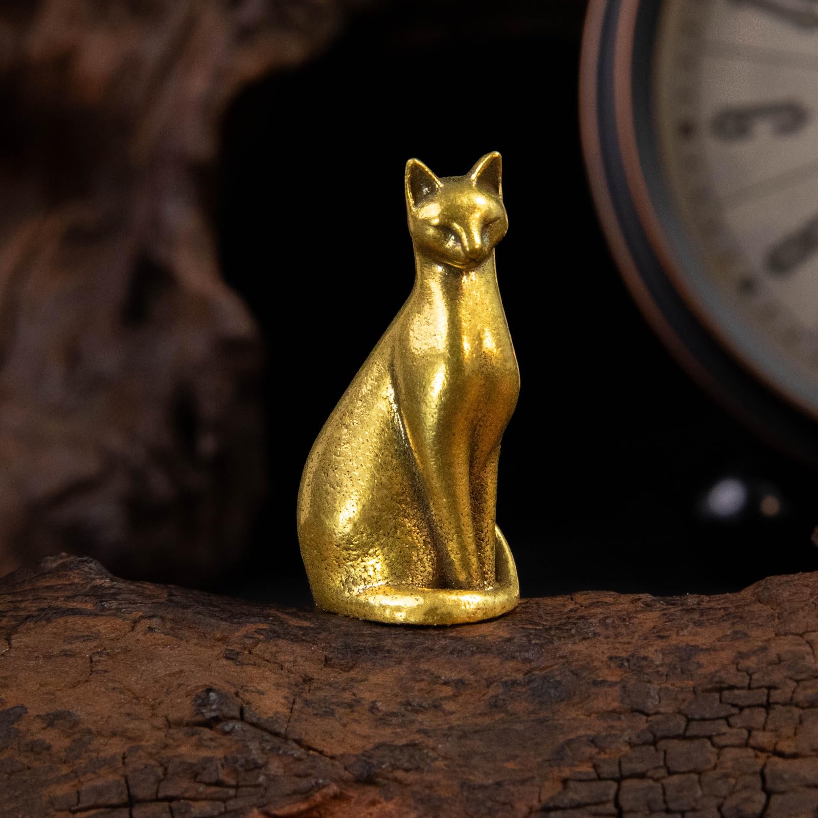 Betr Brsas 100% Solid Brass Cat Figurine, Vintage Mini Sitting Cat Statue, Collectible Animal Desk Decor for Office, Bookshelf, Home Shelf, Looking Up & Calm Cat Styles - Elegant Cat