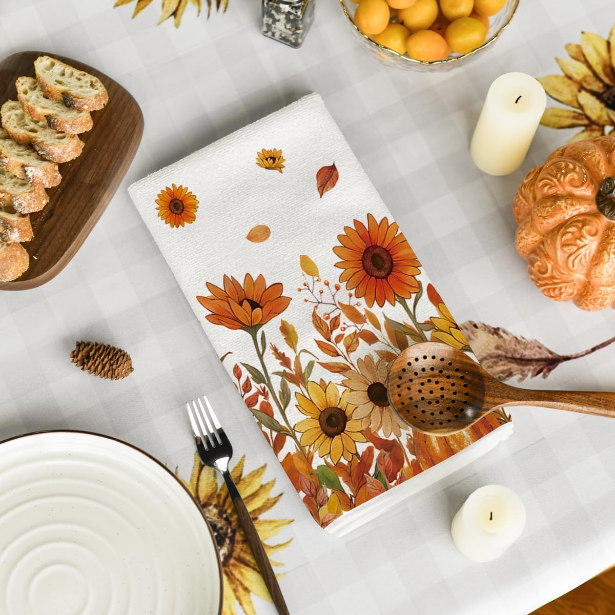 Artoid Mode Sunflowers Leaves Pumpkin Fall Kitchen Towels Dish Towels, 18x26 Inch Autumn Thanksgiving Decoration Cleaning Set of 2