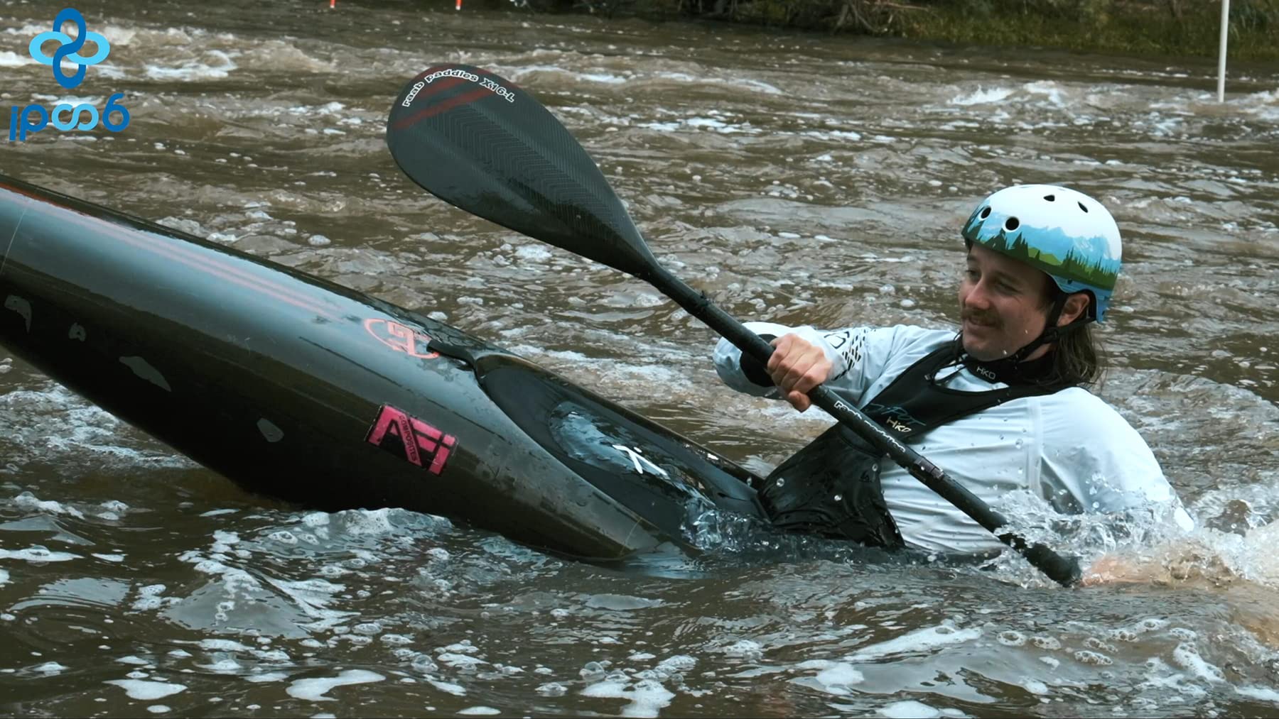 Casco de kayak de aguas blancas para adultos