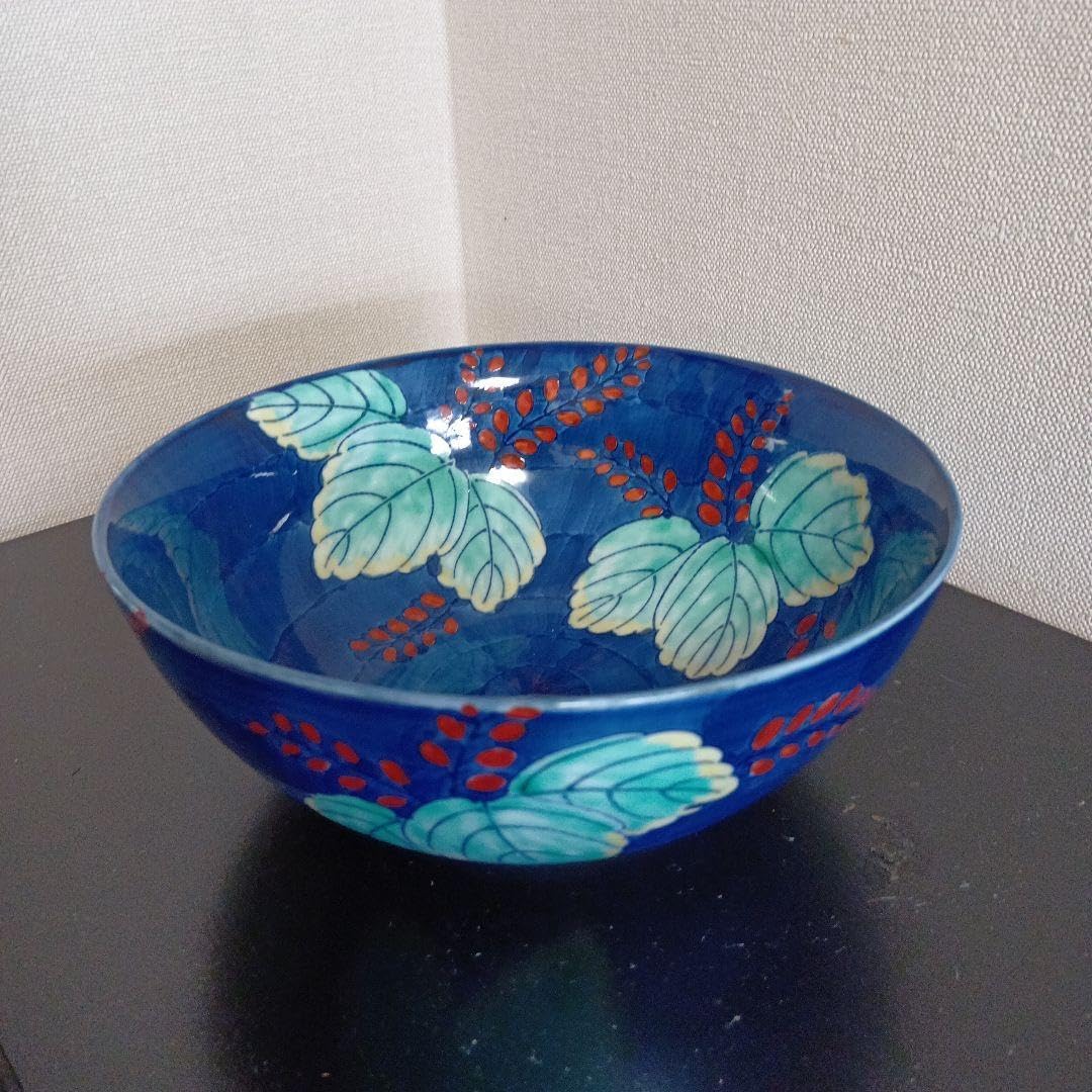 509珍品 有田焼 哲山窯 不思議な形と絵柄 最高級品 哲山