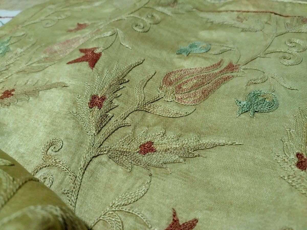 送料込+ウズベキスタン スザニ 刺繍布 シルク