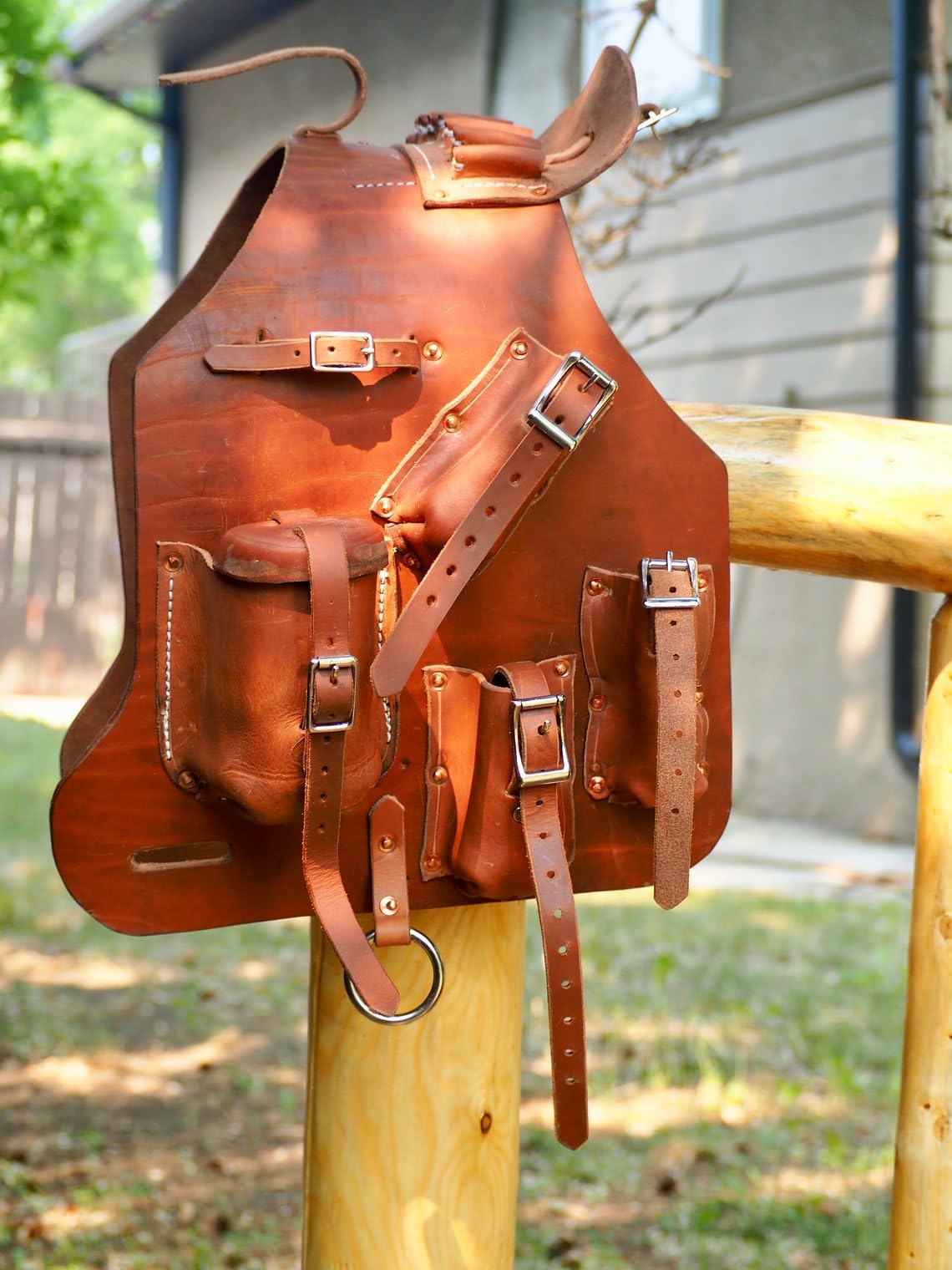 HUMAYL SADDLERY Horse Saddle Bag Cowhide Genuine Leather Western Equestrian Trail Simple Pack Equipment Horse Saddle Bags Size: 10” L x 10” W x 3 ½” D inches, BAG156