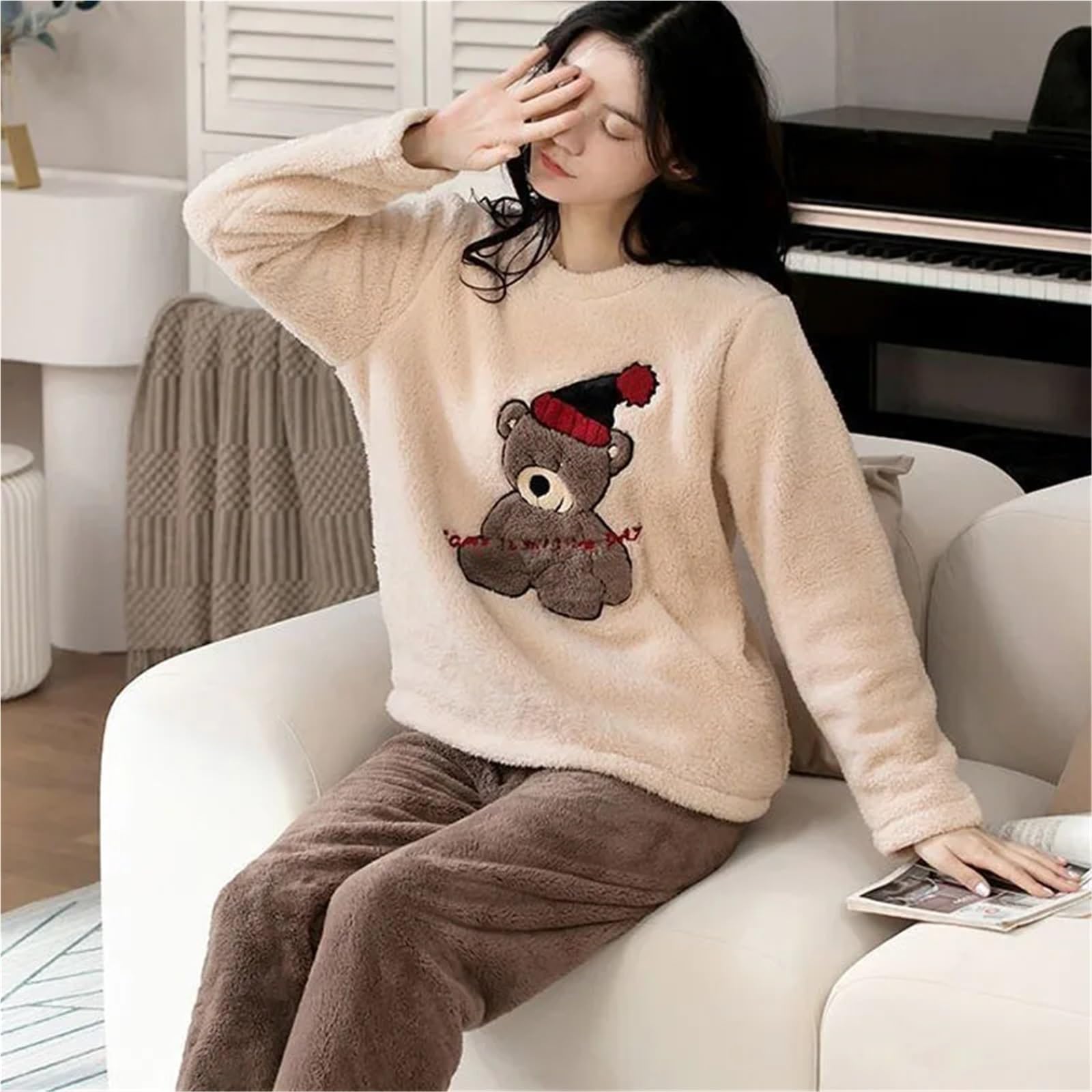 2pcs/Set Large Size Padded Thickened Warm Fall and Winter Women's Pajamas – Long-Sleeved, Long Pants Set, Coral Velvet(XL(60-70kg))