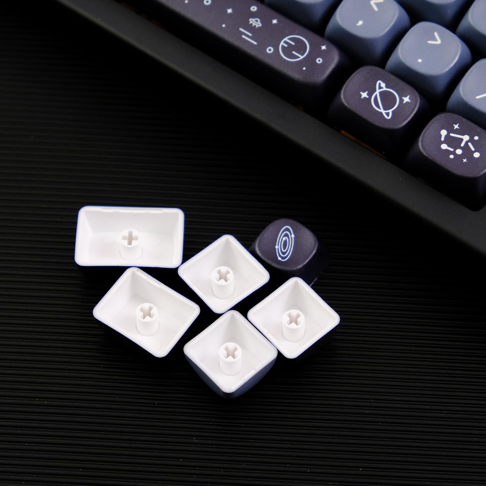 Amazon.com: ZXMICYFA PBT Keycaps, 126 Keys Customized Cute Dye