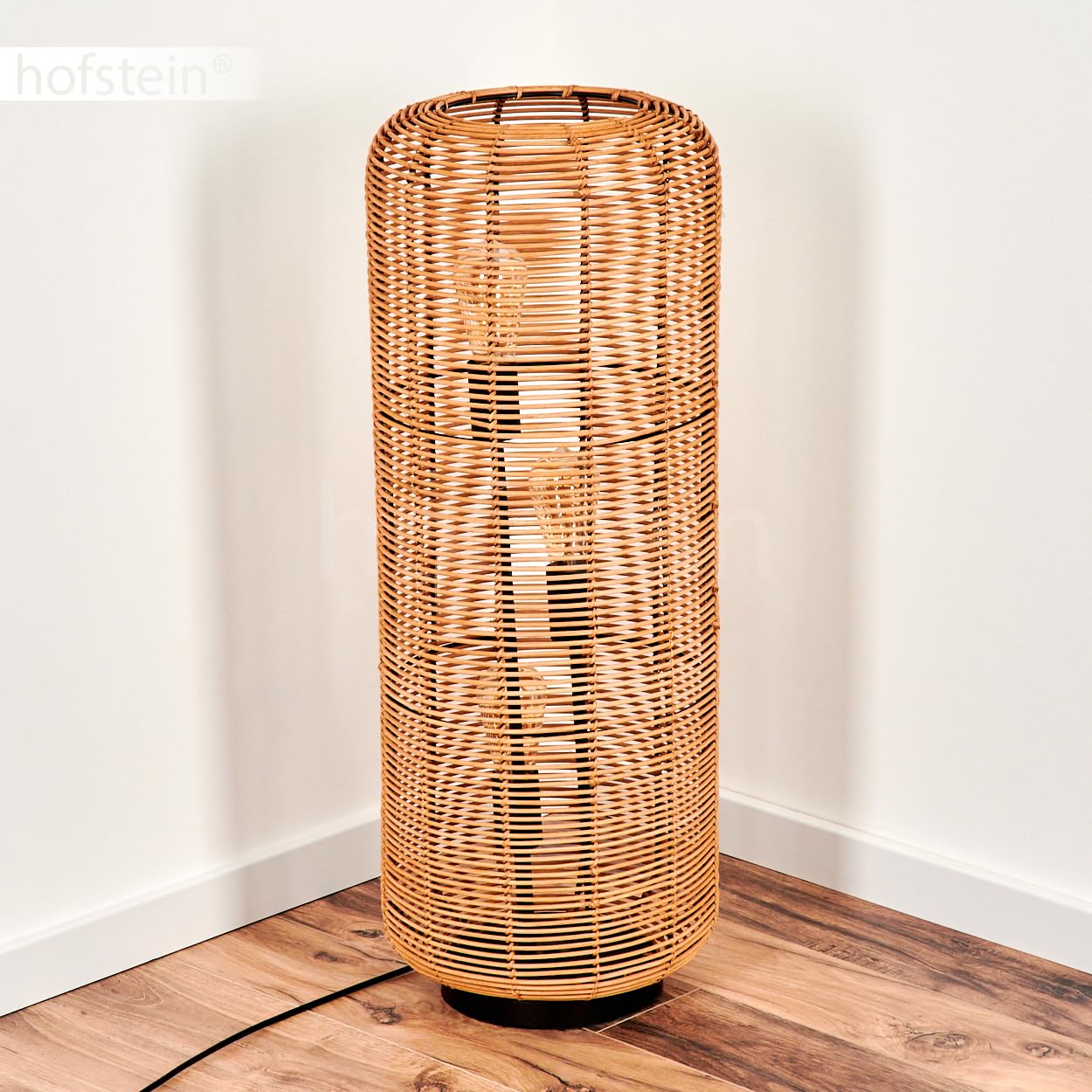 Stehleuchte Mulstrand, moderne Stehlampe aus Metall/Rattan in Schwarz/Natur, Leuchte im Boho-Design mit Schirm in Gitter-Optik, An-/Ausschalter am Kabel und Lichteffekt, 3 x E27, ohne Leuchtmittel