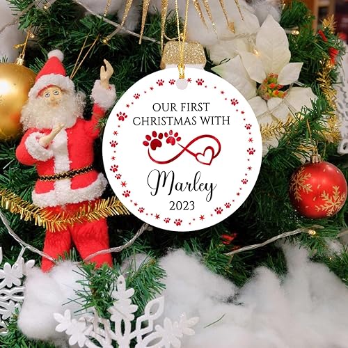 Miniatura 2 de Adornos de nuestra primera Navidad con huellas de patas, adorno personalizado con nombre de Puppy's My First Christmas 2023, adorno de Navidad de