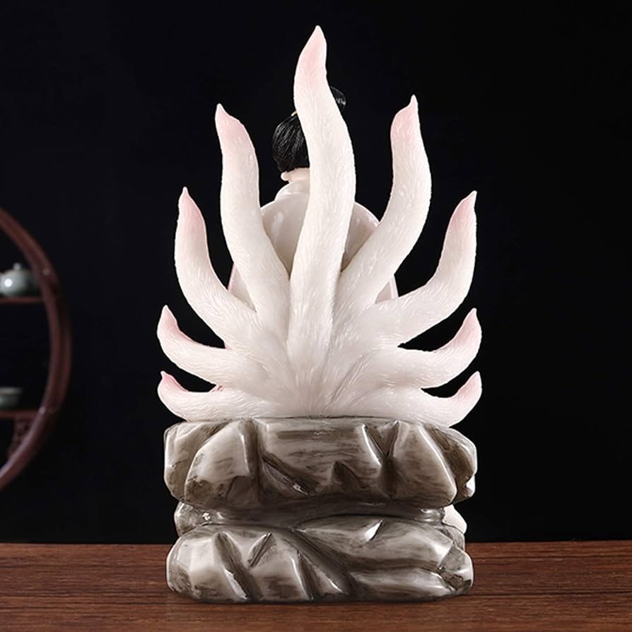 Amazon｜幸運の神 人工翡翠仏像ライフスケート9テールフォックス