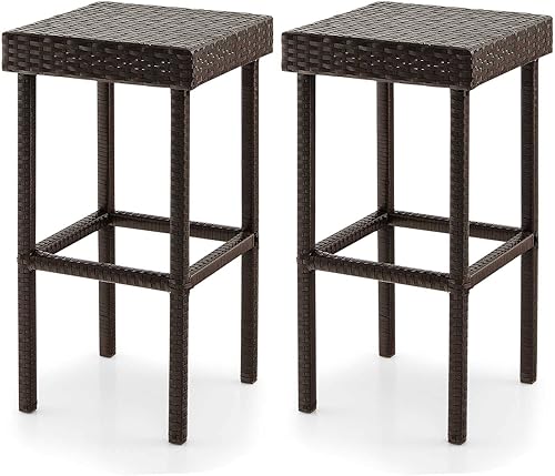 Tangkula Juego de 2 taburetes de bar para exteriores, sillas de bar de ratán para patio con marco de acero galvanizado, almohadillas antideslizantes