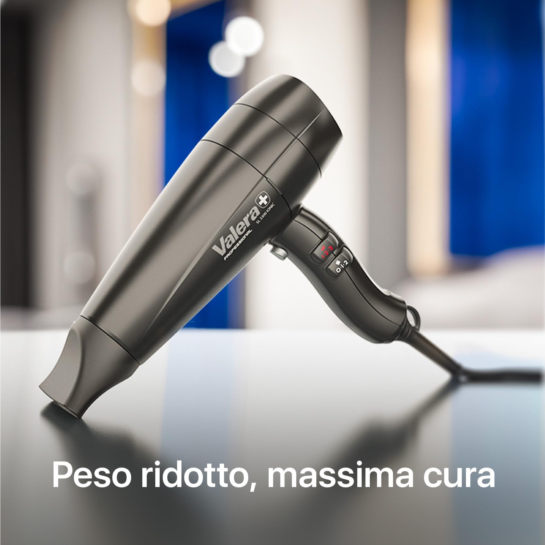 Valera Swiss Light 3300 Ionic, asciugacapelli professionale, phon leggero ed ergonomico, 1800 watt, Nero