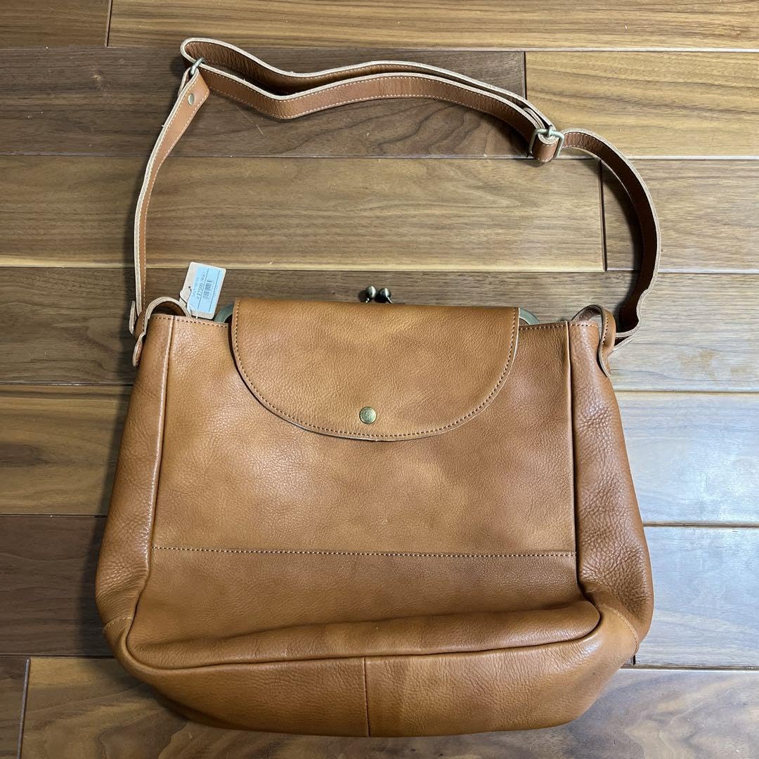 Amazon.co.jp: カンミ がま口ショルダーバッグ ブラウン : ファッション 