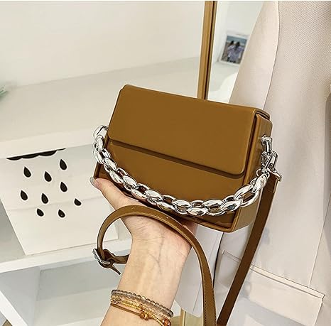 Amazon Co Jp プレミアムテクスチャハンドバッグ 女性用小物バッグ ショルダーバッグ レディースハンドバッグ 黒のクロスボディ財布 財布の女性 女性のための革のバッグ ショルダーバッグ ショルダーバッグ プレゼント 女性 女性 誕生日プレゼント カーキ色