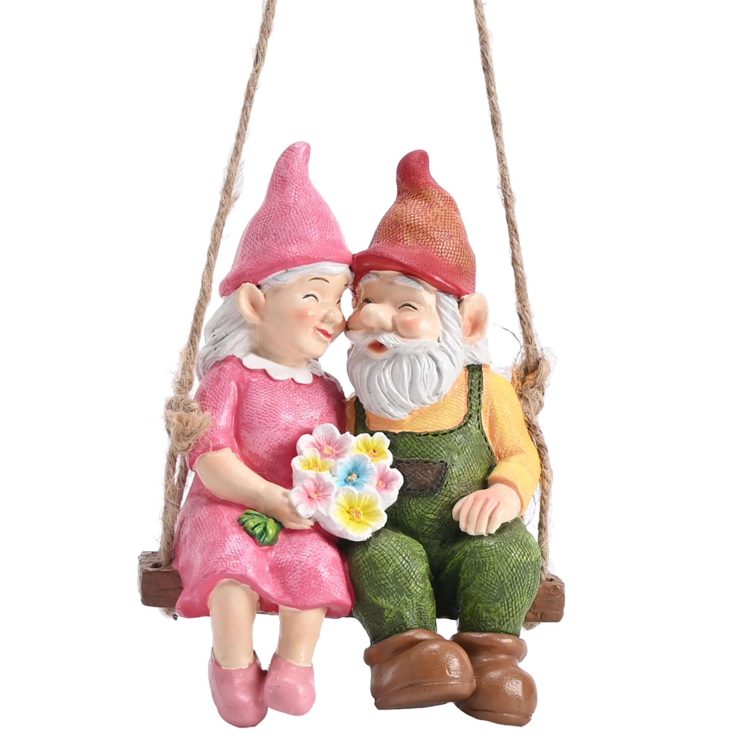 TERESA'S COLLECTIONS Garden Decor, Garden Gnomes Decor, Mr and Mrs Gnome Couple Sitting on a Swing, Waterproof Resin Garden Decor Outdoor, Tree Ornaments, Indoor/Outdoor,5.9"