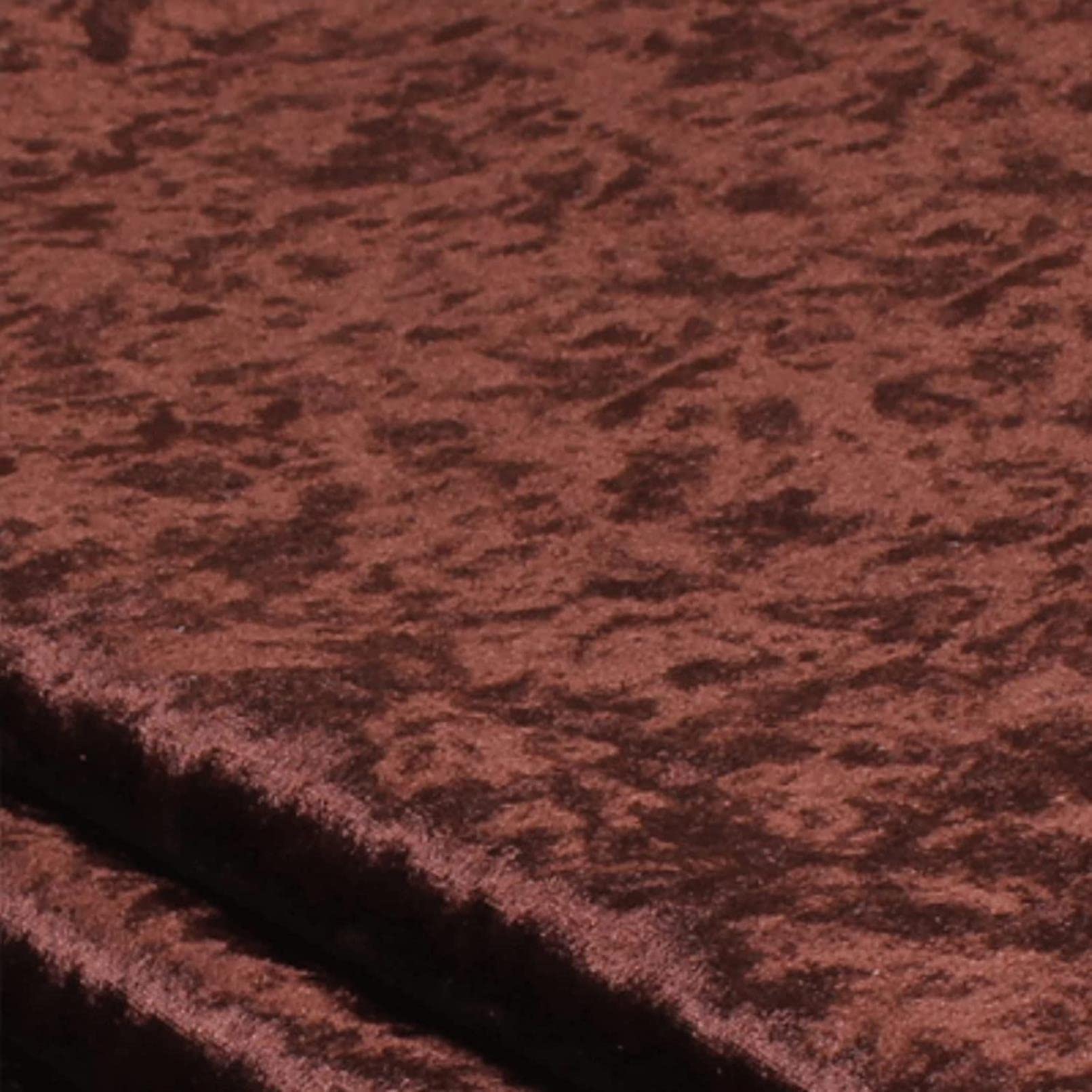 Tissu velours doux marron café pour créer des rideaux de salon et coussins chaleureux