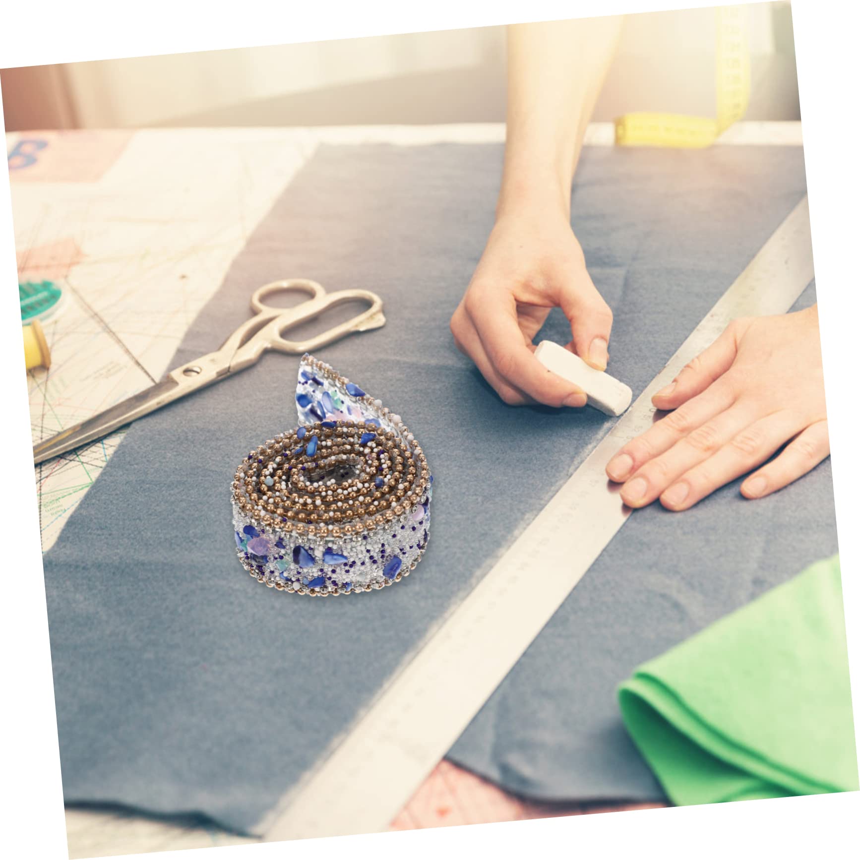 TEHAUX 5rollen Rhinestone Trim Für Kostüme Dekoration Cuttable Glitzerband Für Hochzeiten Kleider Taschen Schuhe -projekte Pro Goldenen Perlen