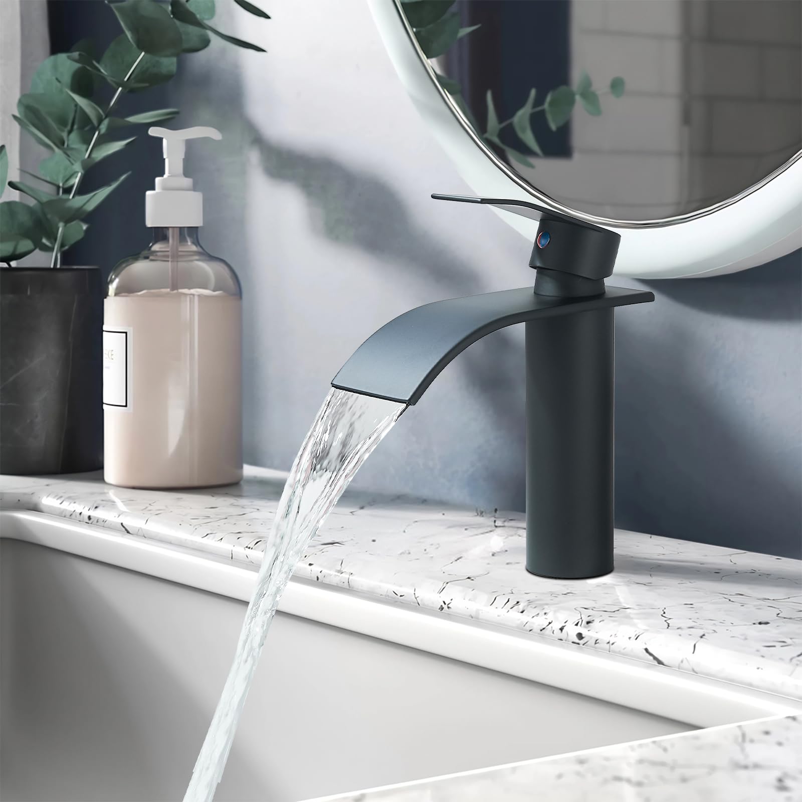 Robinet Salle de Bain Noir,Mitigeur Lavabo Cascade en Acier Inoxydable,Mitigeur Monocommande pour Eau Chaude et Froide dans la Salle de Bain