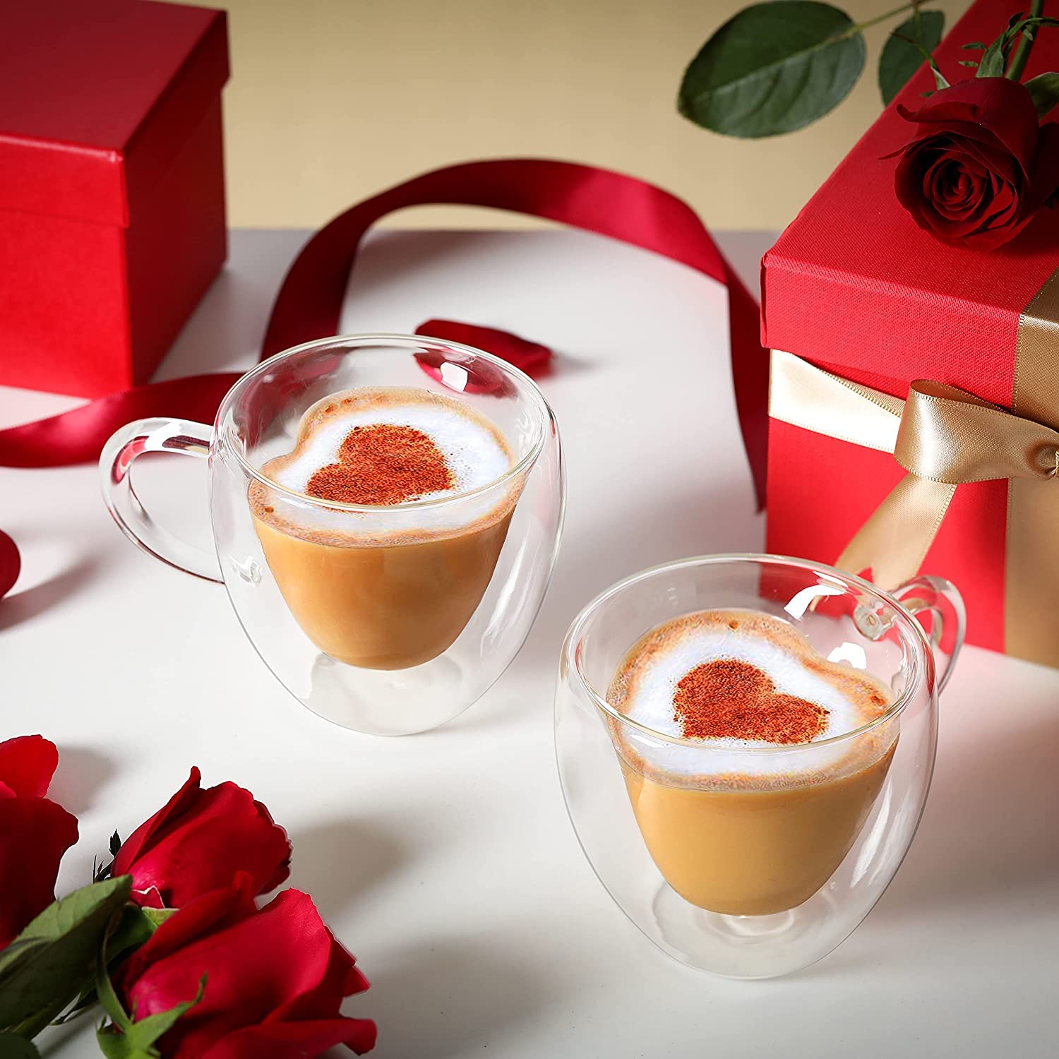 Lot de 4 tasses à cappuccino de 240 ml - Double paroi - Avec anse et cuillère - Tasses Lot de 4 tasses à cappuccino de 240 ml - Double paroi - Avec anse et cuillère - Tasses