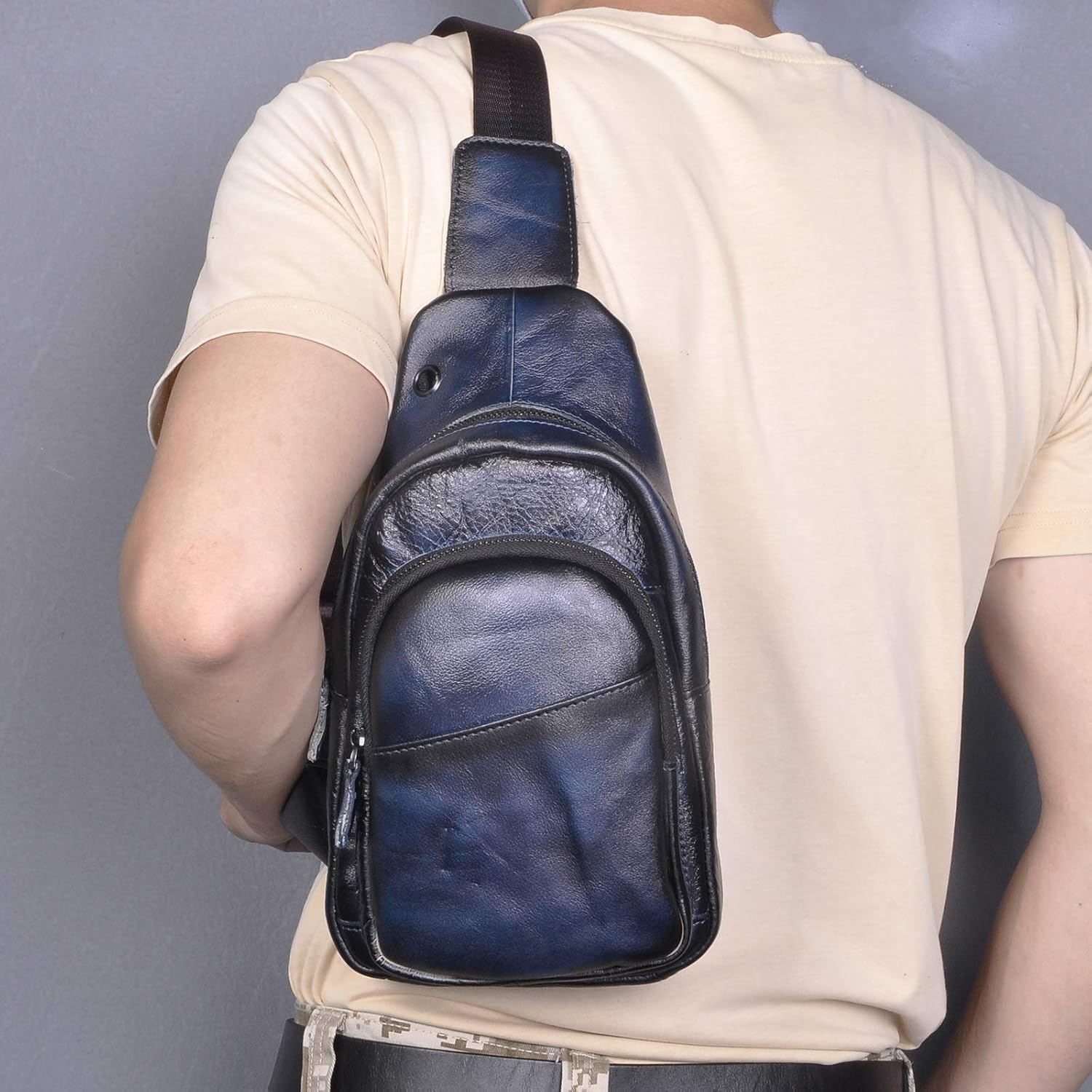 Le'aokuu Mens Outdoor Casual Travel Hiking Crossbody Chest Sling Bag One Shoulder Strap Bag Backpack