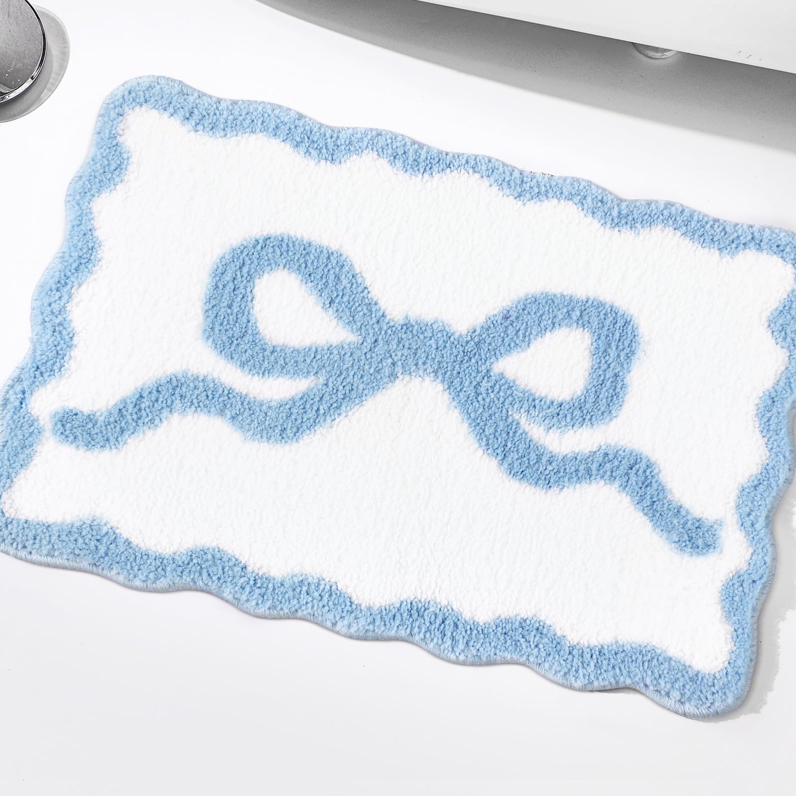 Tinideya Blue Scalloped Bow Bathroom Mat 20" x 32" Non Slip Coquette Bow Rug Cute Aesthetic Scallop Carpet Preppy Room Decor Microfiber Absorbent Bath Rug for Bathroom Bathtub Shower Bedroom