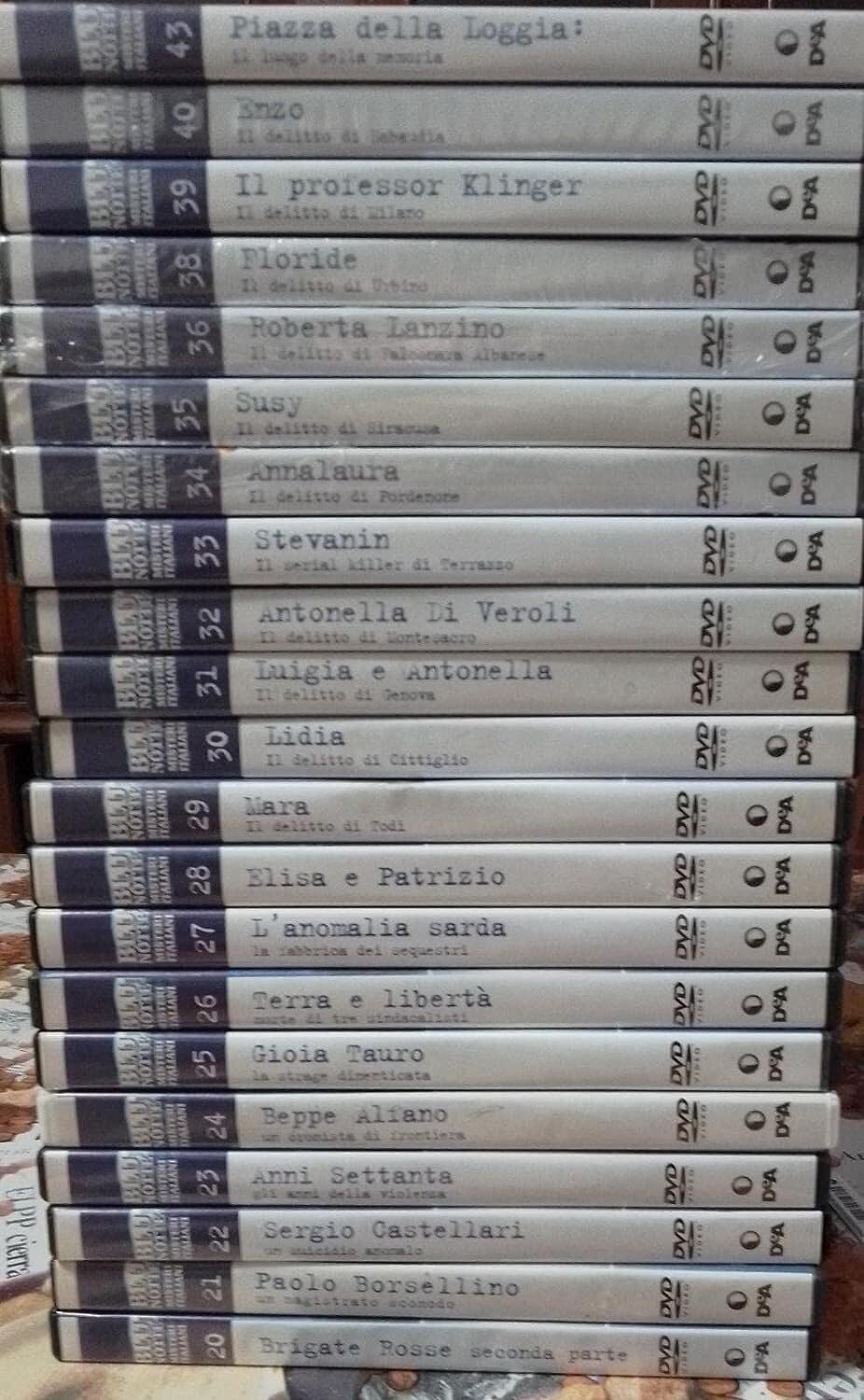 Blu notte Misteri italiani - 39 DVD