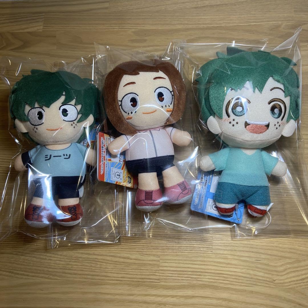 Amazon.co.jp: 僕のヒーローアカデミア ともぬい おすわりぬいぐるみ 