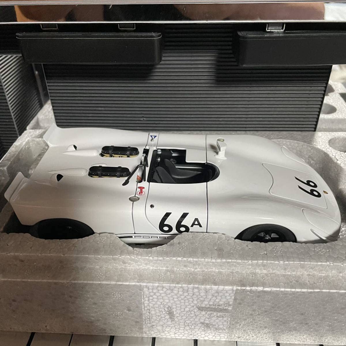 Amazon | 絶版未展示品 オートアート1/18 ミニカー908/02