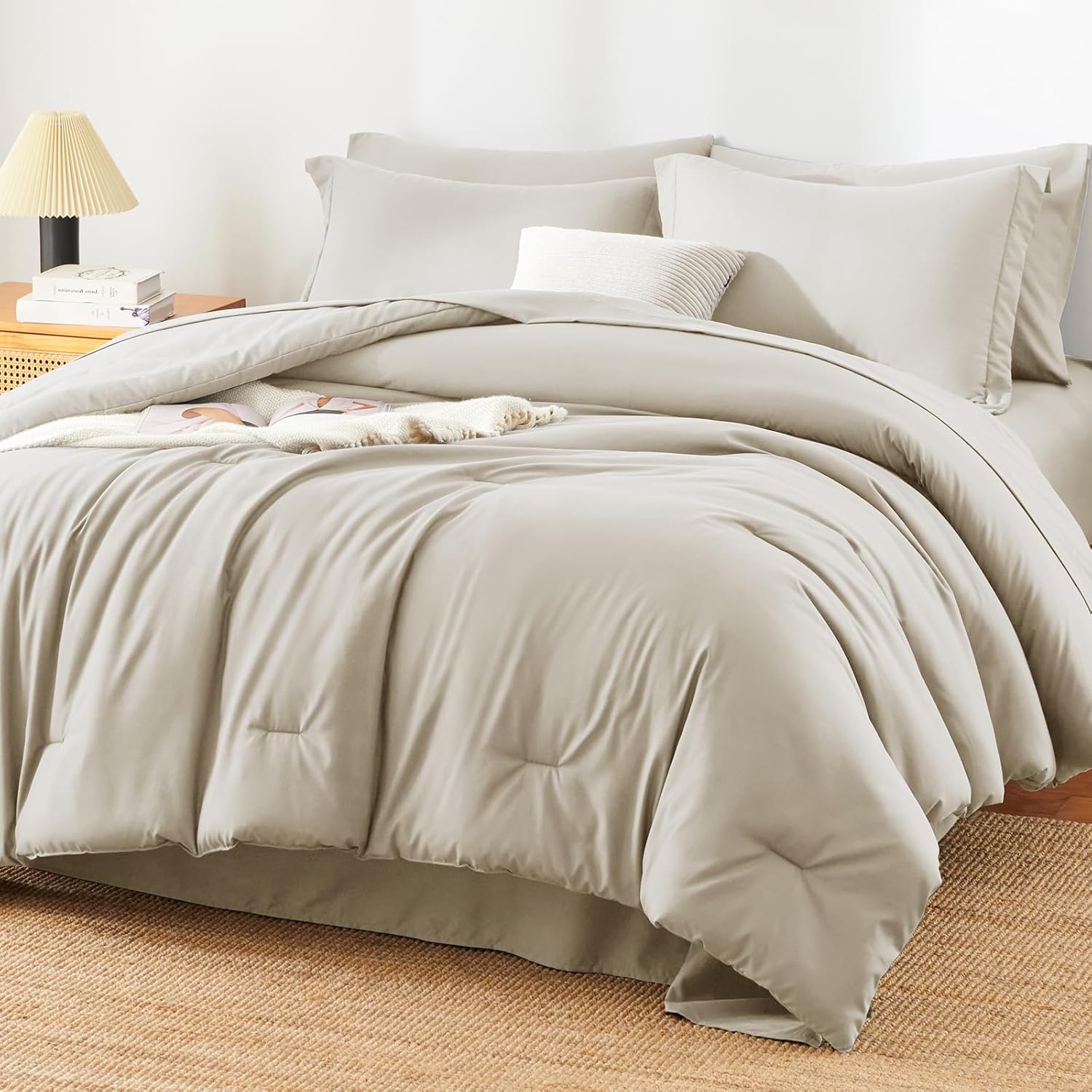 Beige Queen Comforter Set, 7 Pieces Bed in a Bag Queen Lightweight Bedding Set, All Season Soft 7PC Bed Set with Comforter, Flat Sheet, Fitted Sheet, Pillowcases & Pillow Shams