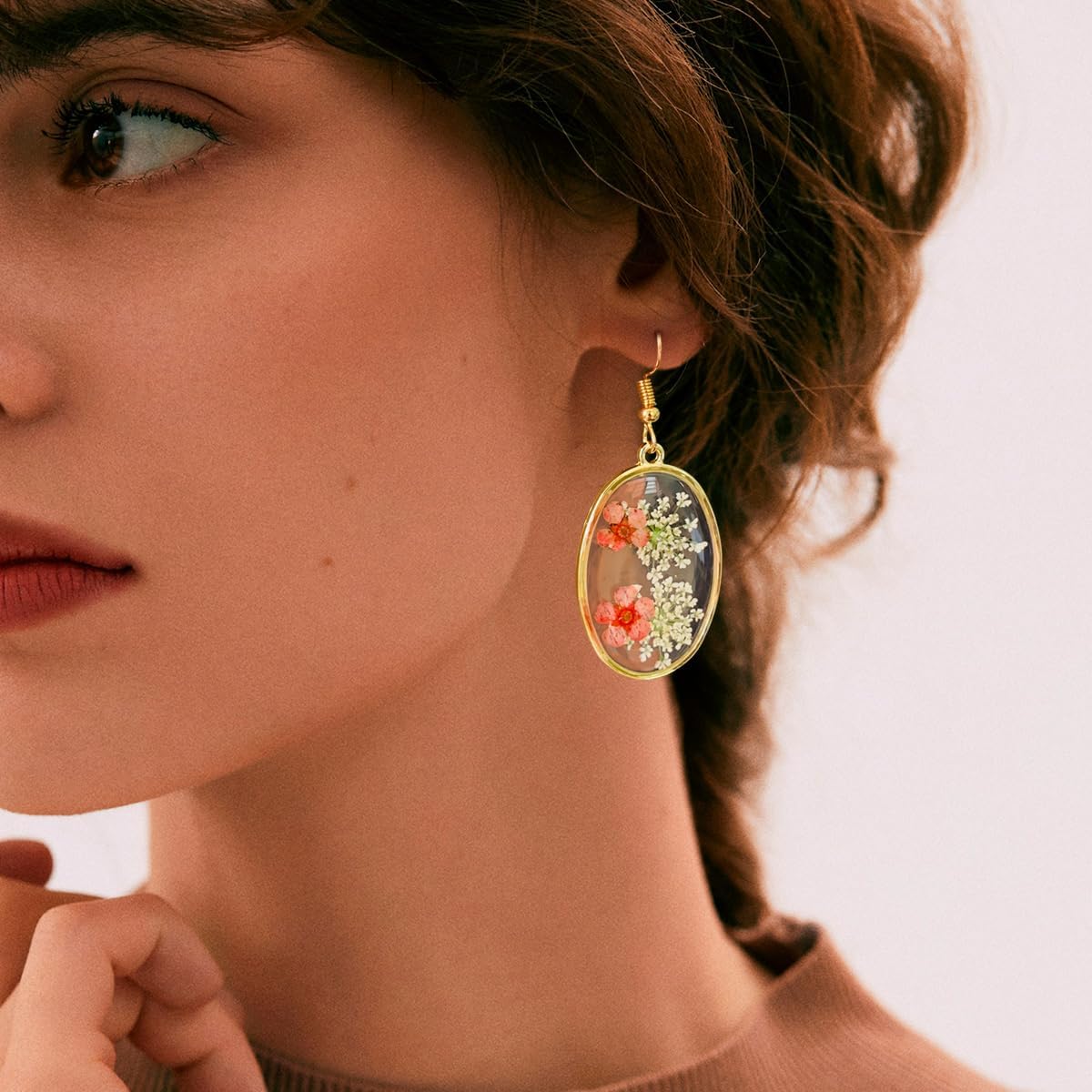 Personalized Handmade Wildflower Earrings Pressed Resin Dry Flowers Gold Teardrop Earrings Drop Dangle Earring For Women Girls Gift for Woman (Color 4)