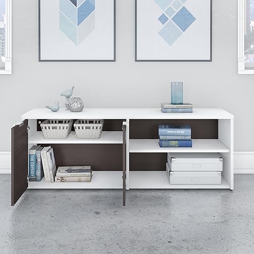 Miniatura 5 de Bush Furniture Armario bajo ancho con puertas y estantes  Colección Jamestown - Baúl de almacenamiento con asas de níquel satinado, 60 W, gris