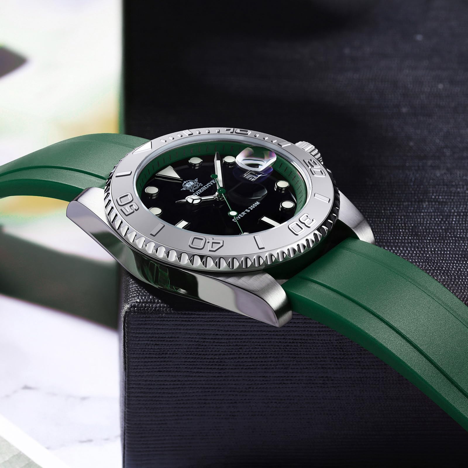 ADDIESDIVE Orologio da uomo analogico al quarzo, 41 mm, BGM9, luminoso, impermeabile fino a 200 m, lunetta girevole, quadrante facile da leggere, con cinturino in gomma morbida e traspirante, AD2040